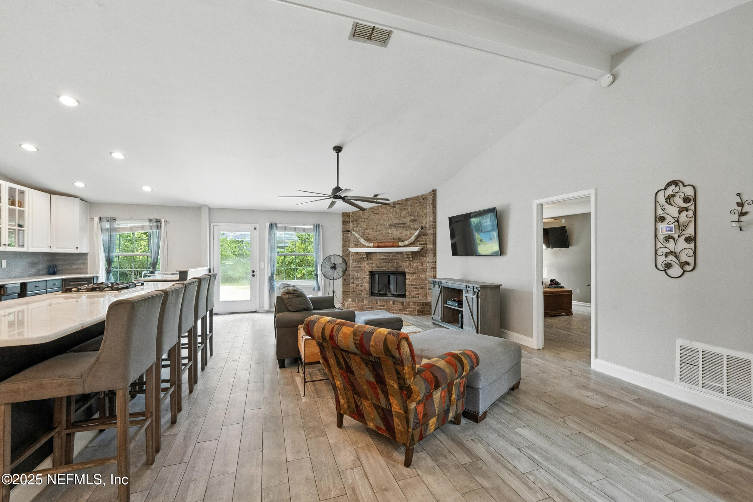 560 MAJESTIC WOOD Drive