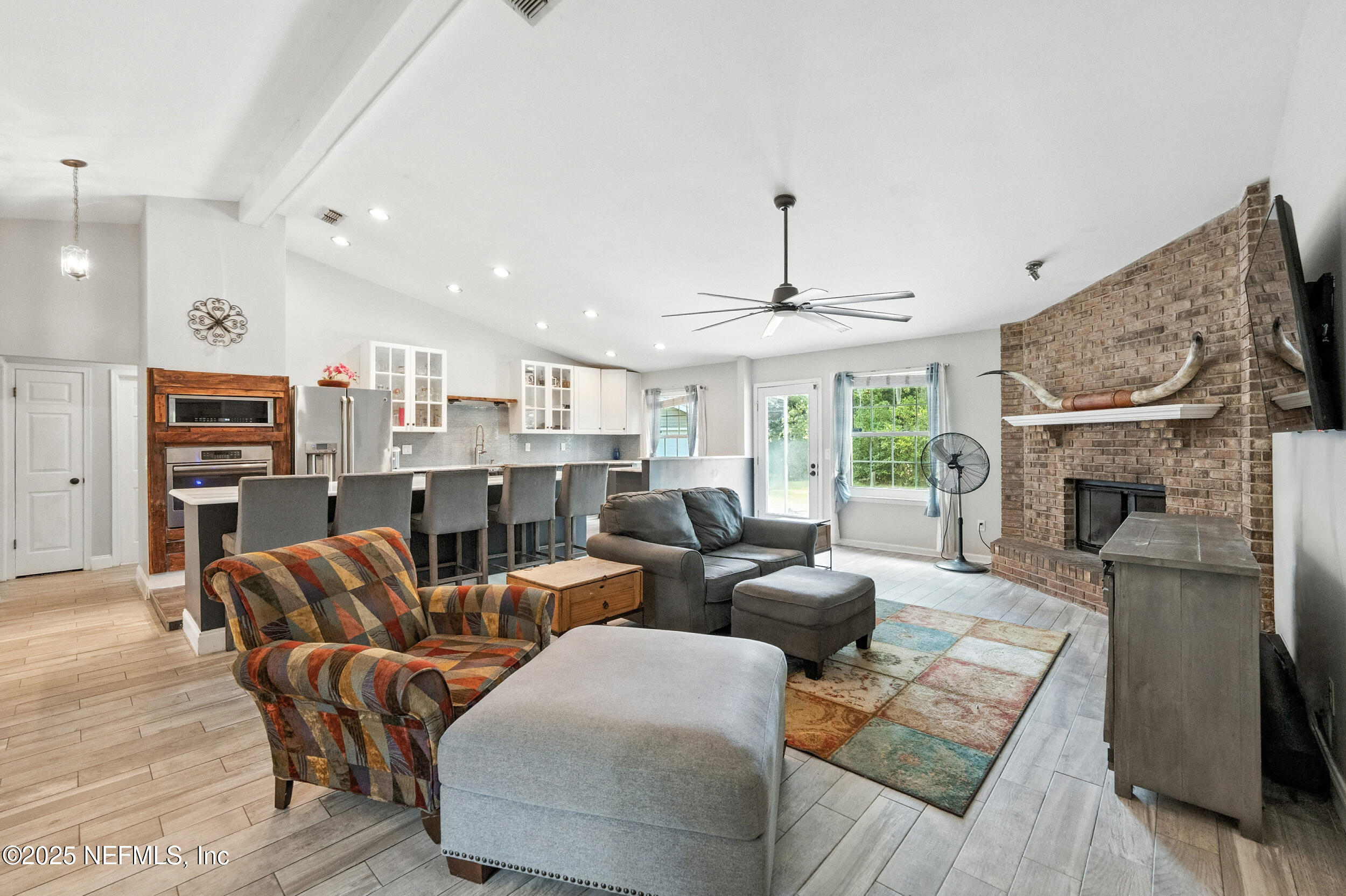 560 MAJESTIC WOOD Drive