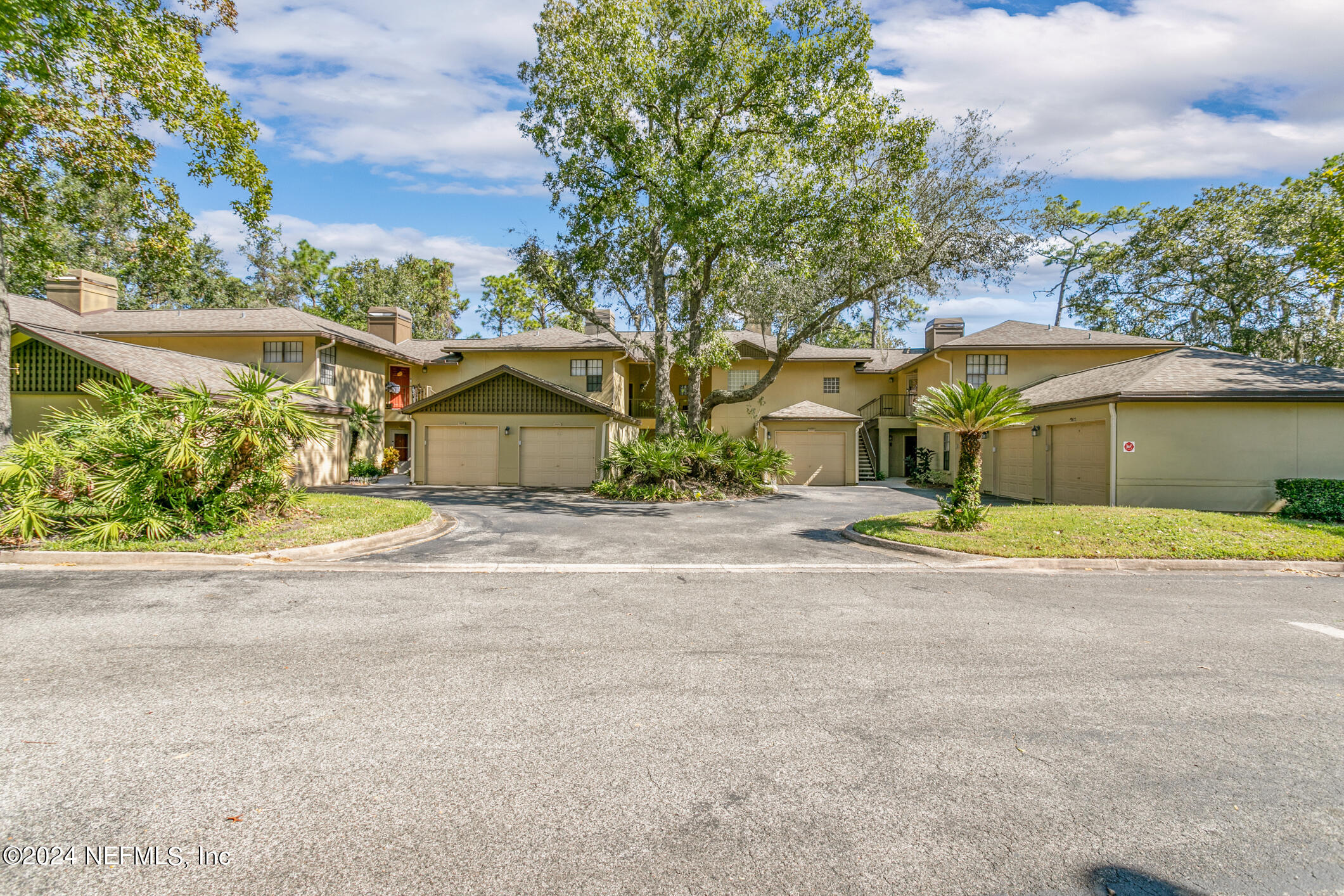 10150 BELLE RIVE Boulevard 2605