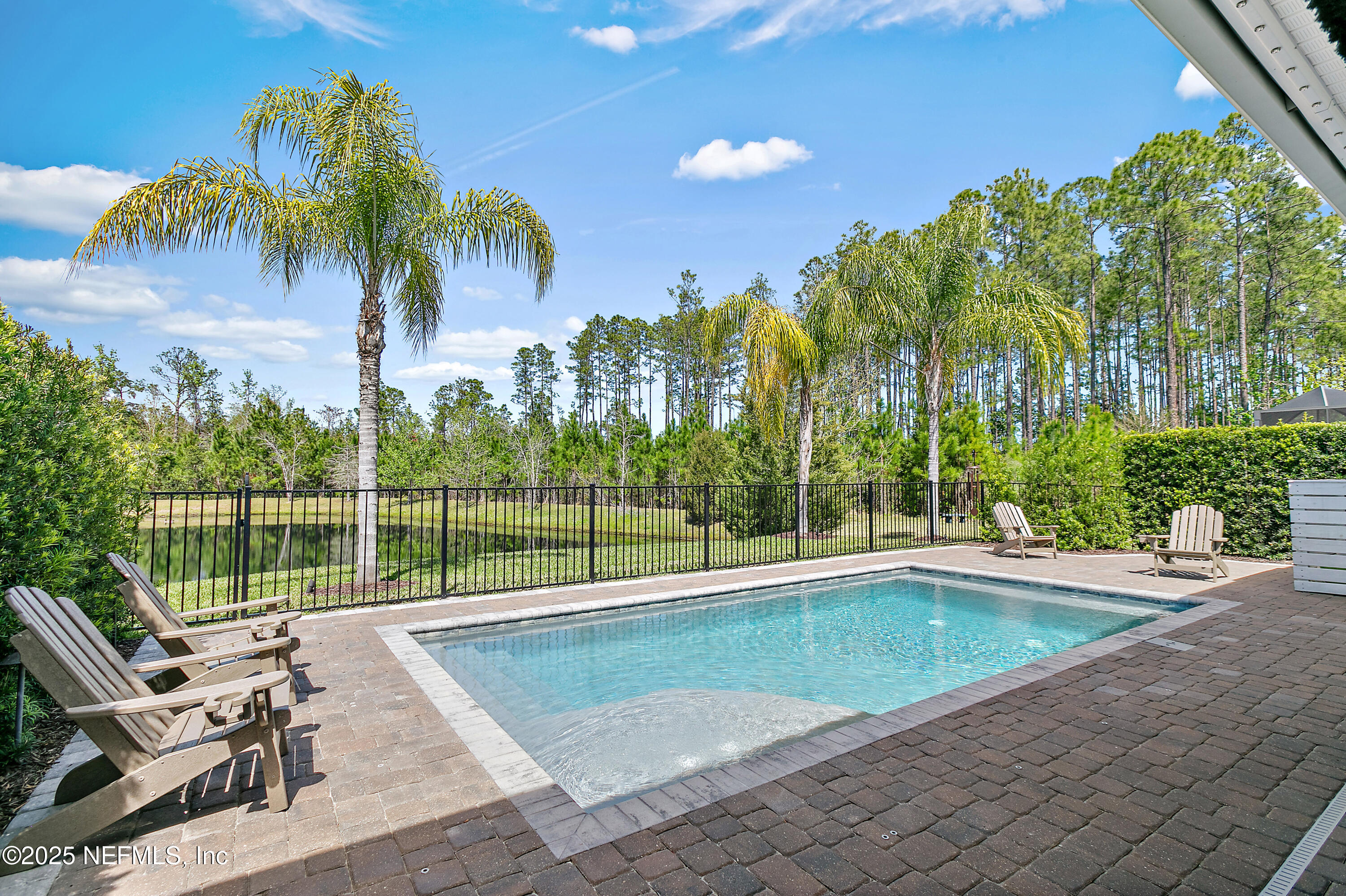 302 FRESHWATER Drive