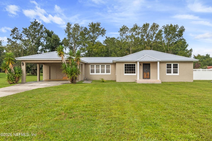 Photo 1 of 33 — 309 E RIVER Road, East Palatka, FL 32131