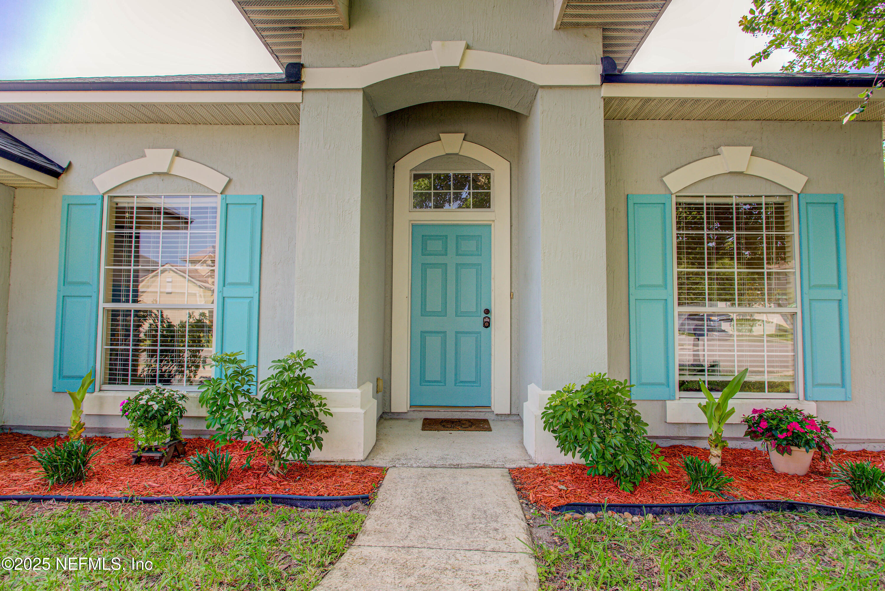 256 N HIDDEN TREE Drive