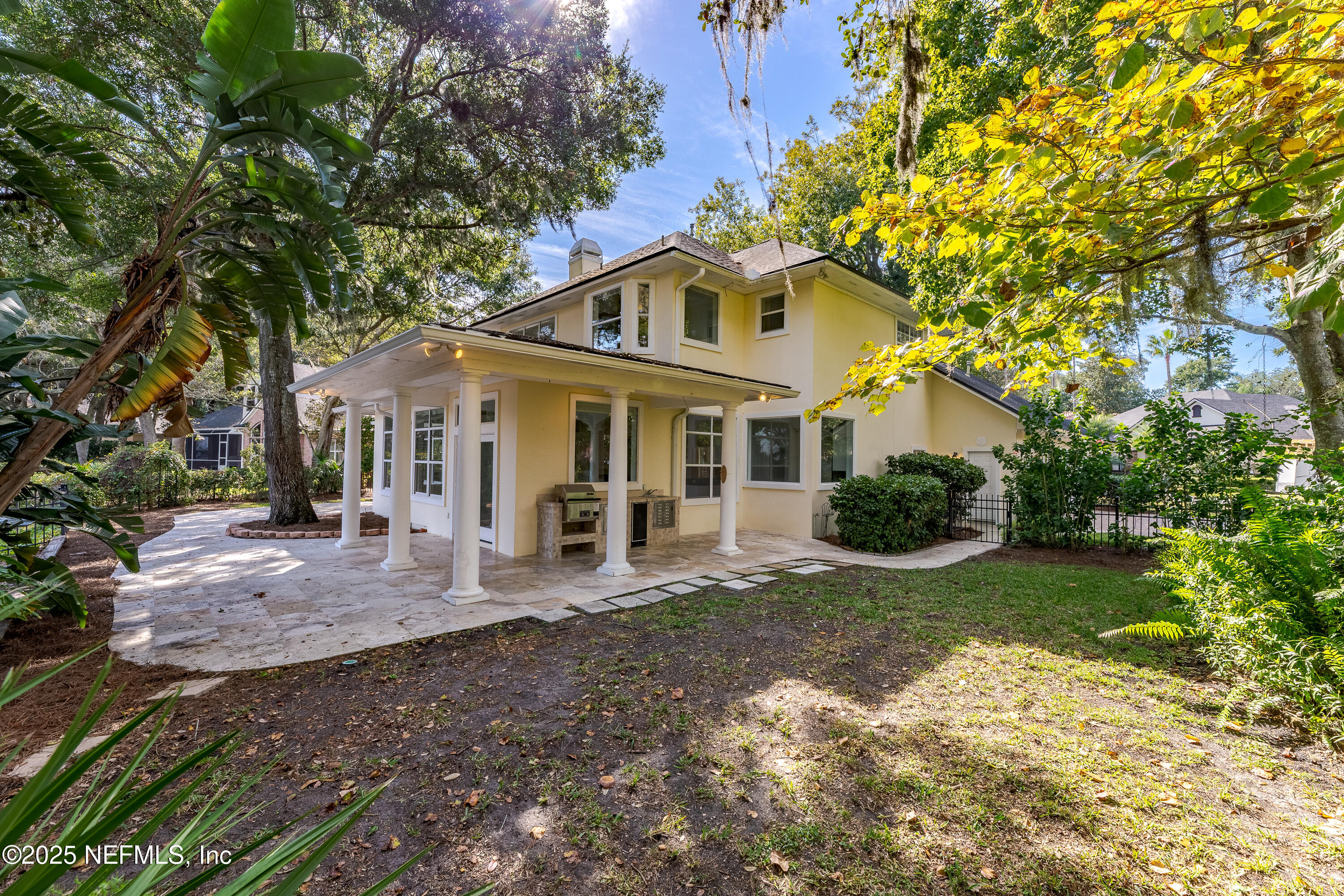 905 SHIPWATCH Drive E