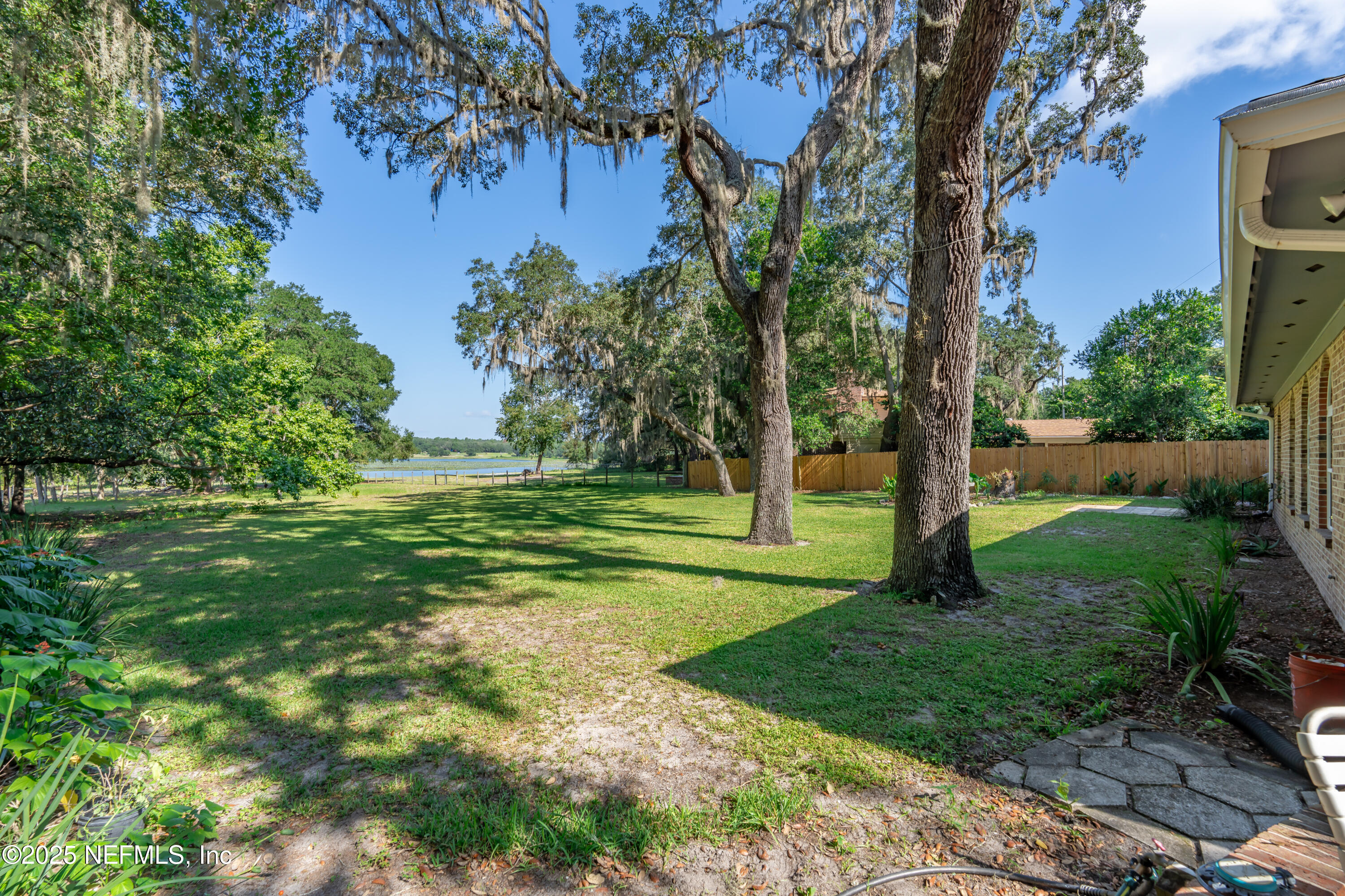 8048 COUNTY LINE Road