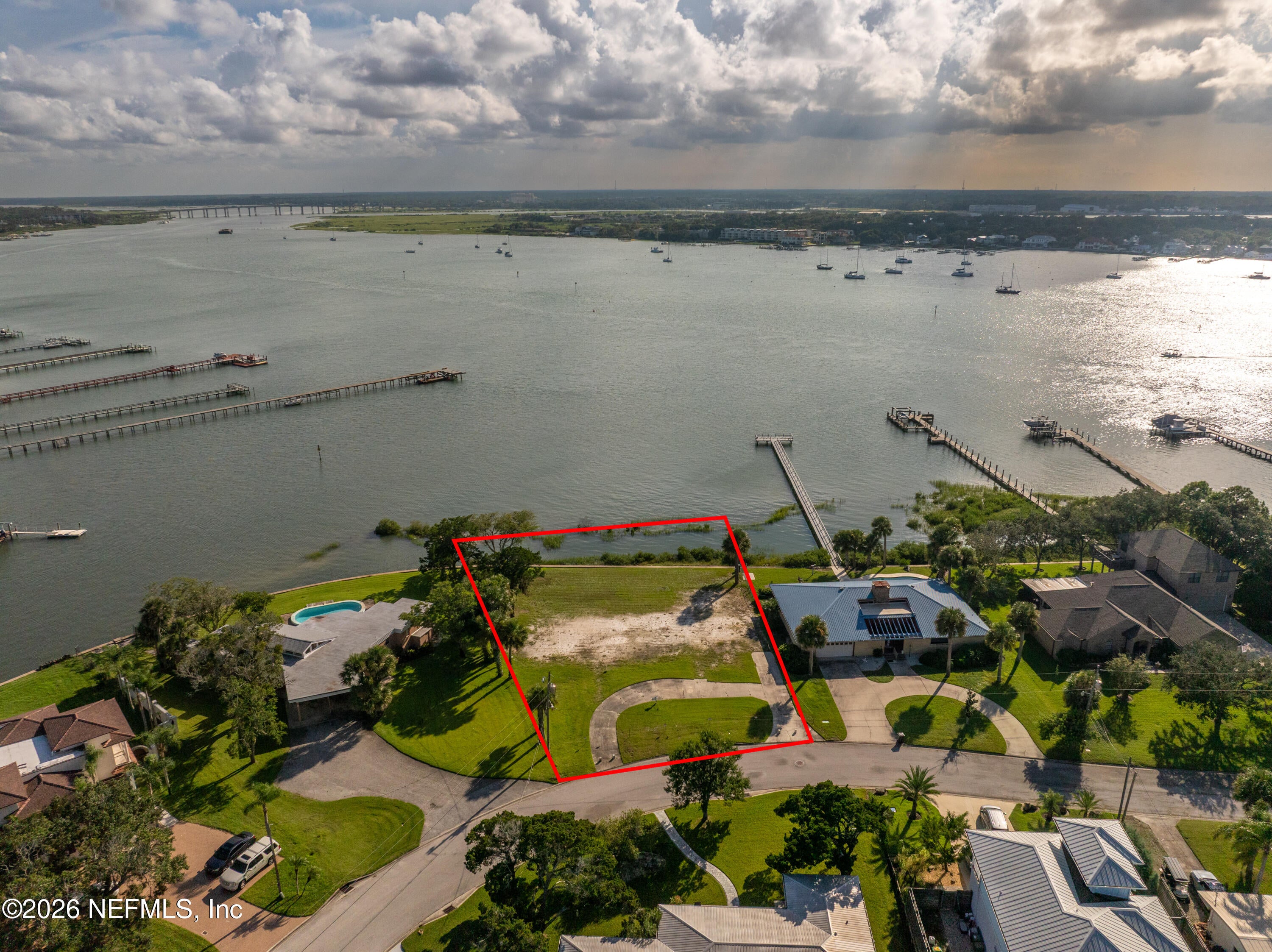 77 DOLPHIN Drive