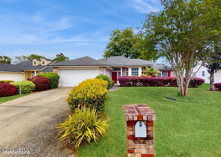 Jacksonville, FL home for sale located at 9283 Whisper Glen Drive, Jacksonville, FL 32222
