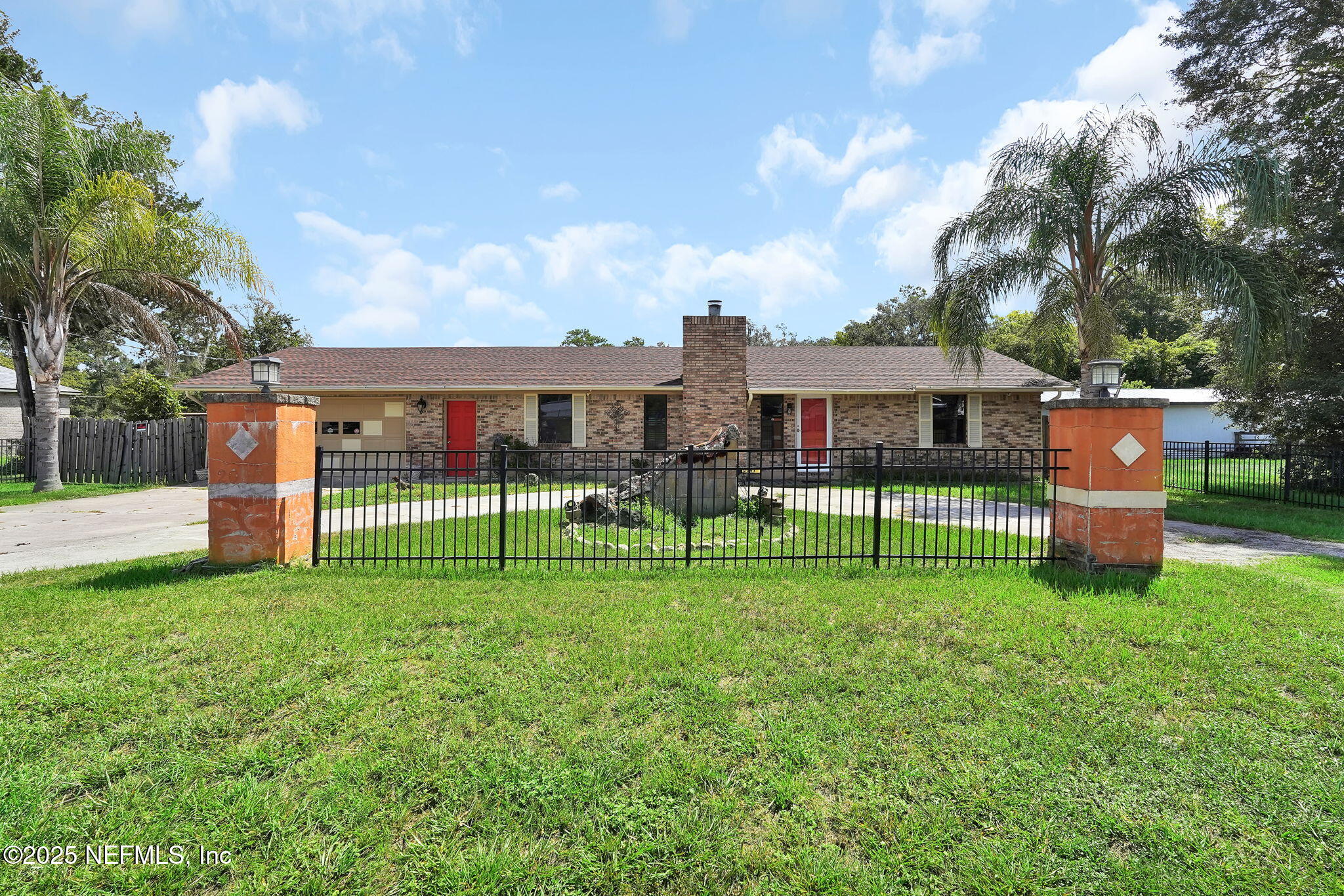 2093 PALMETTO Street