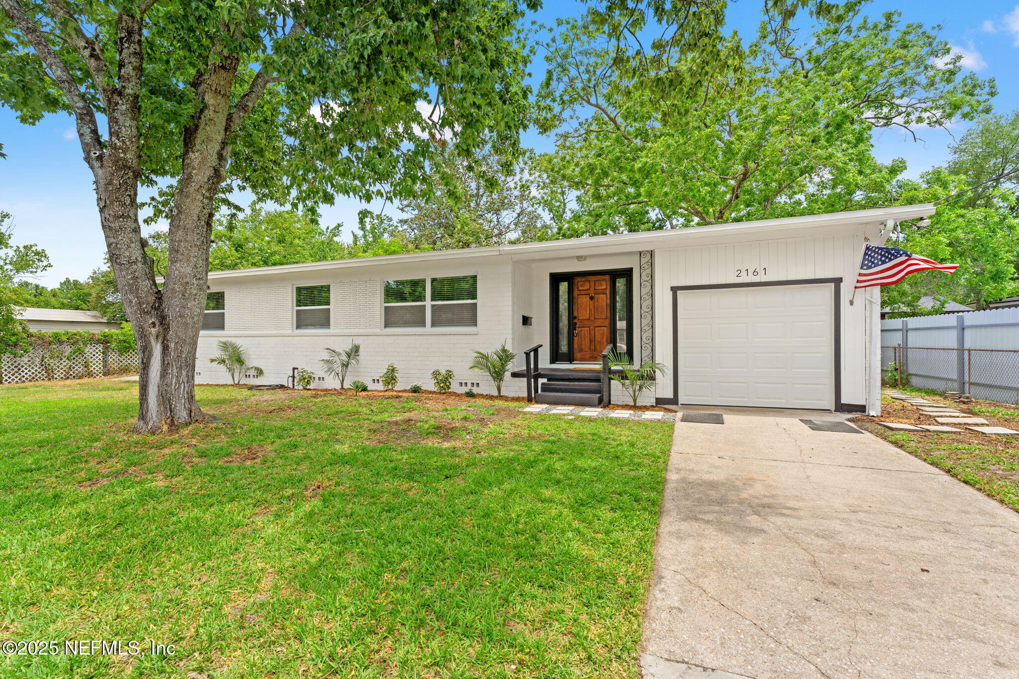 2161 BELINDA Circle