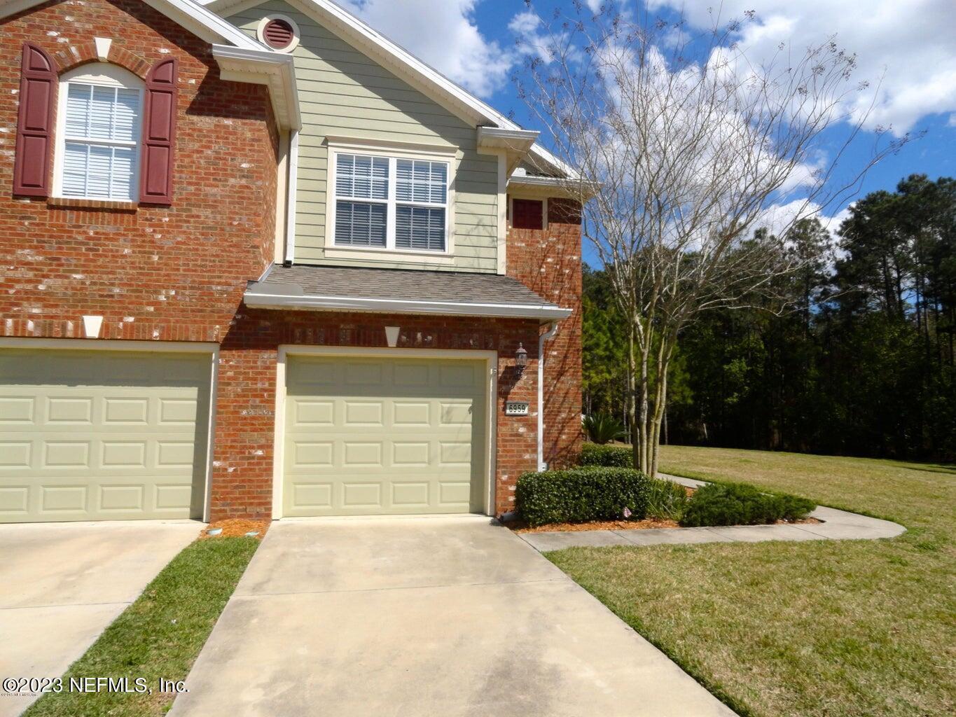 Jacksonville, FL home for sale located at 6959 ROUNDLEAF Drive, Jacksonville, FL 32258