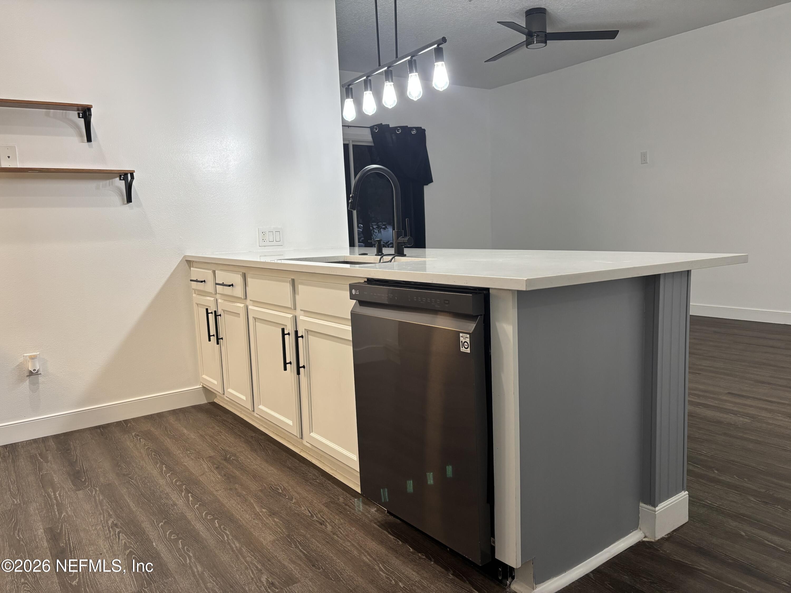 3690 KIRKPATRICK Circle 7-3