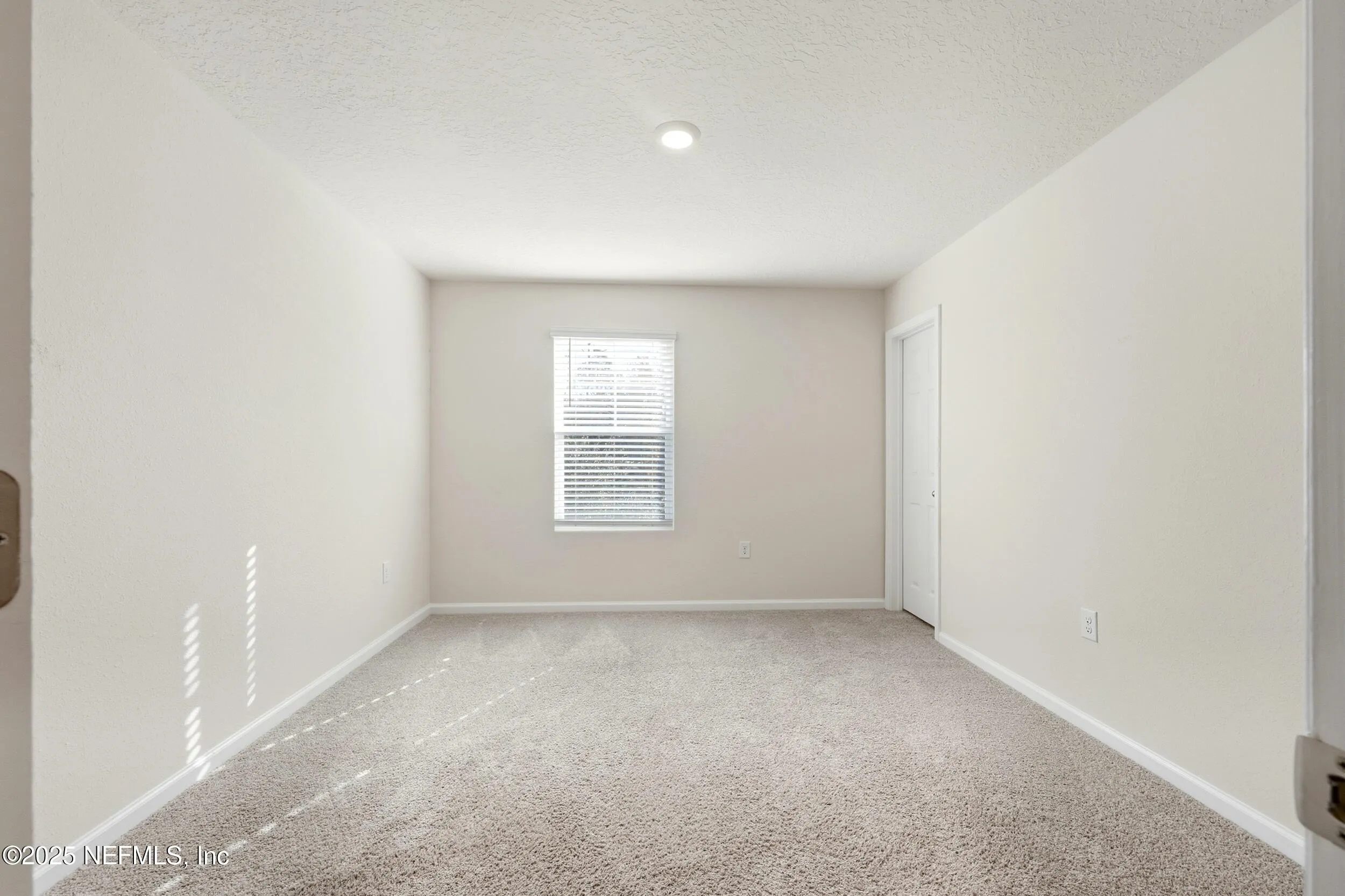 Yulee, Florida 32097, United States, 2 Bedrooms Bedrooms, ,3 BathroomsBathrooms,Residential,Active,228285