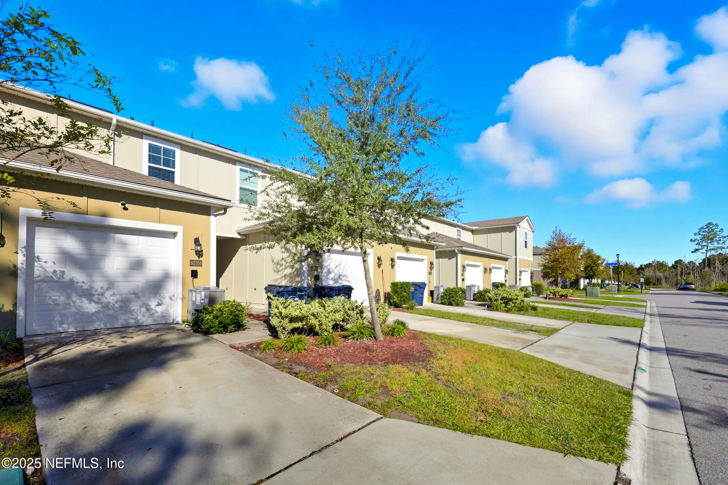 Yulee, Florida 32097, United States, 2 Bedrooms Bedrooms, ,3 BathroomsBathrooms,Residential,Active,228285