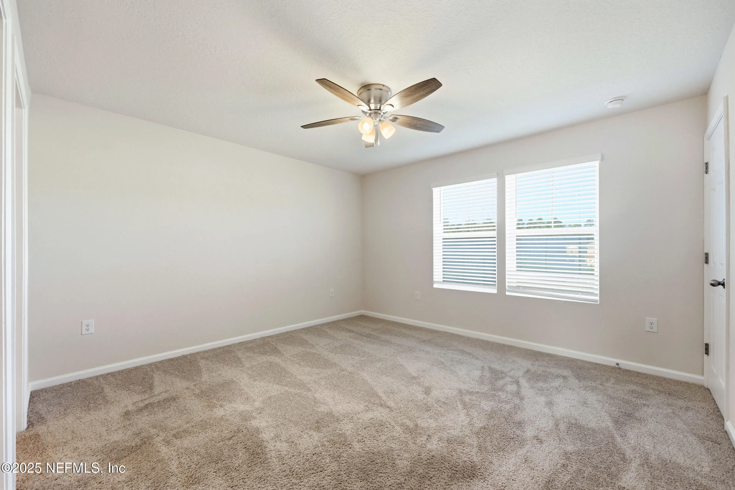 Yulee, Florida 32097, United States, 2 Bedrooms Bedrooms, ,3 BathroomsBathrooms,Residential,Active,228285