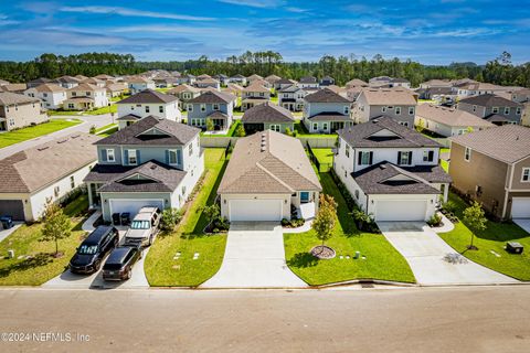 A home in Yulee