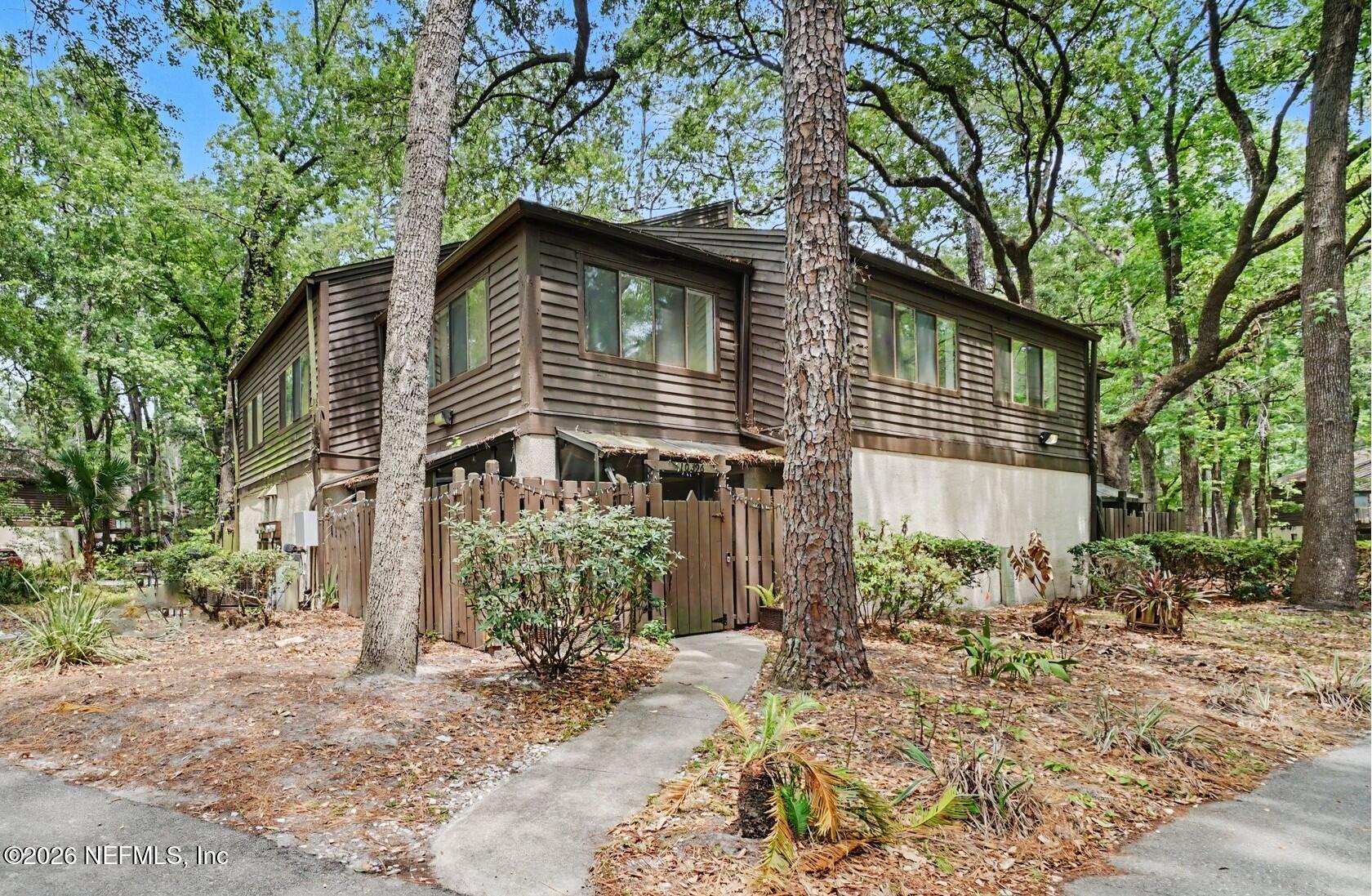 10396 BIGTREE Circle