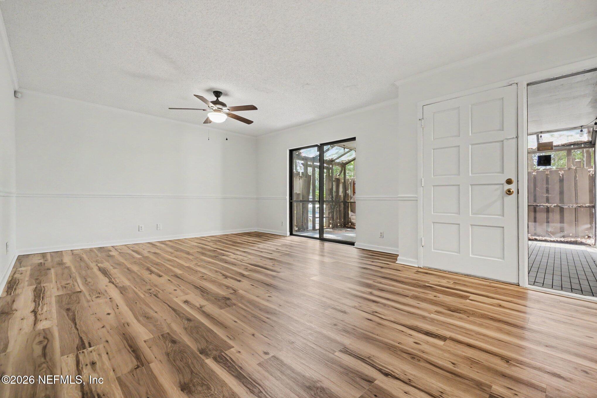 10396 BIGTREE Circle