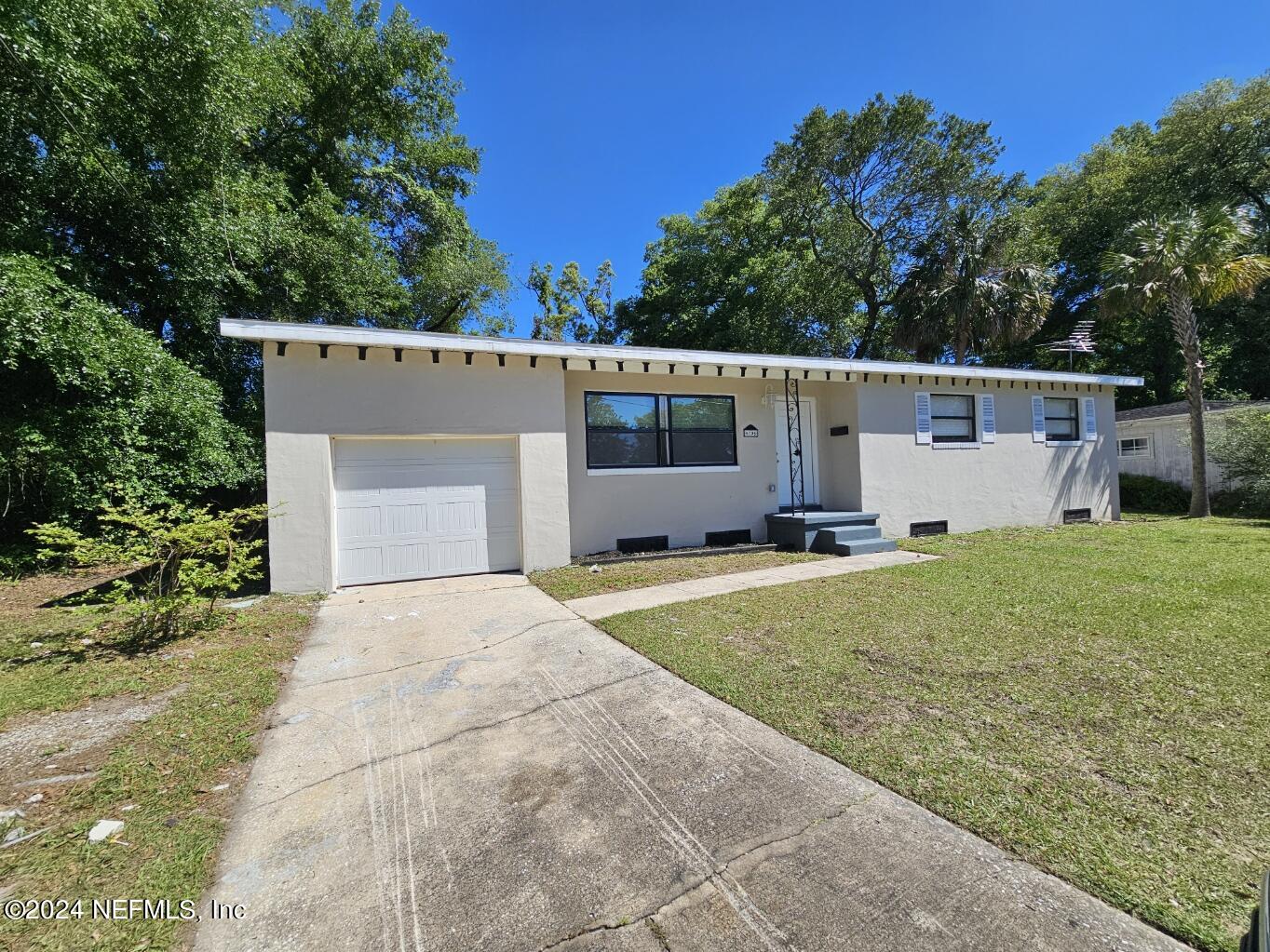 Jacksonville, FL home for sale located at 6705 Hoover Lane, Jacksonville, FL 32277