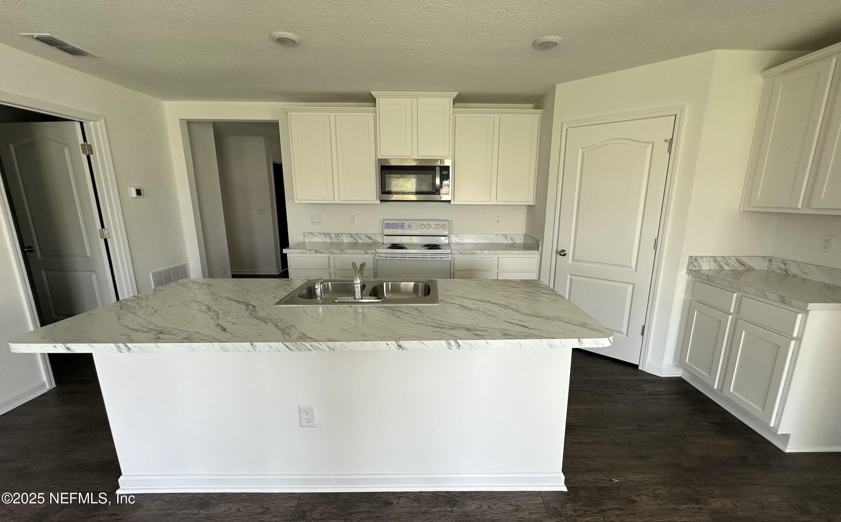 2693 OAK STREAM Drive