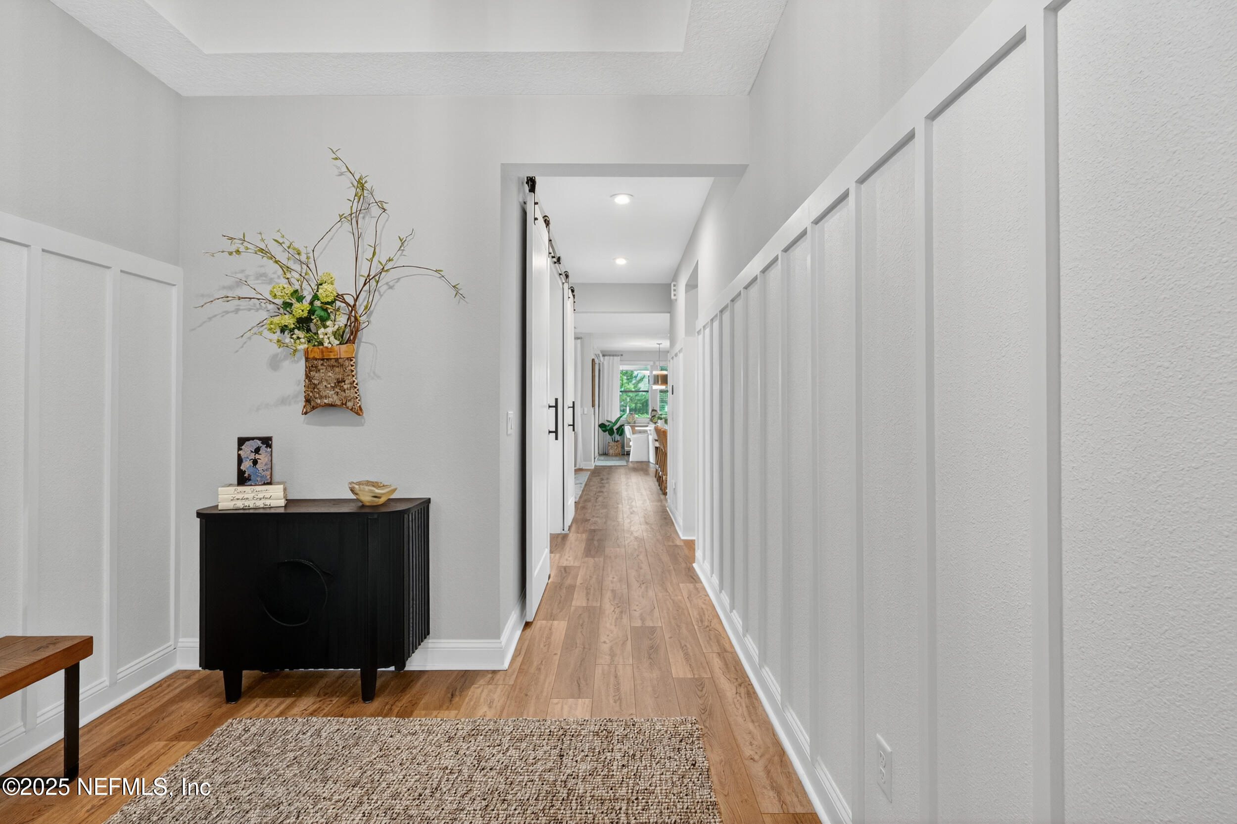 319 JUNIPER HILLS Drive