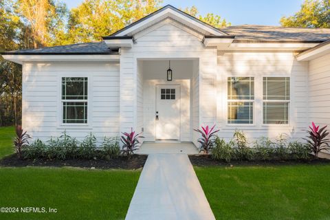 A home in Middleburg