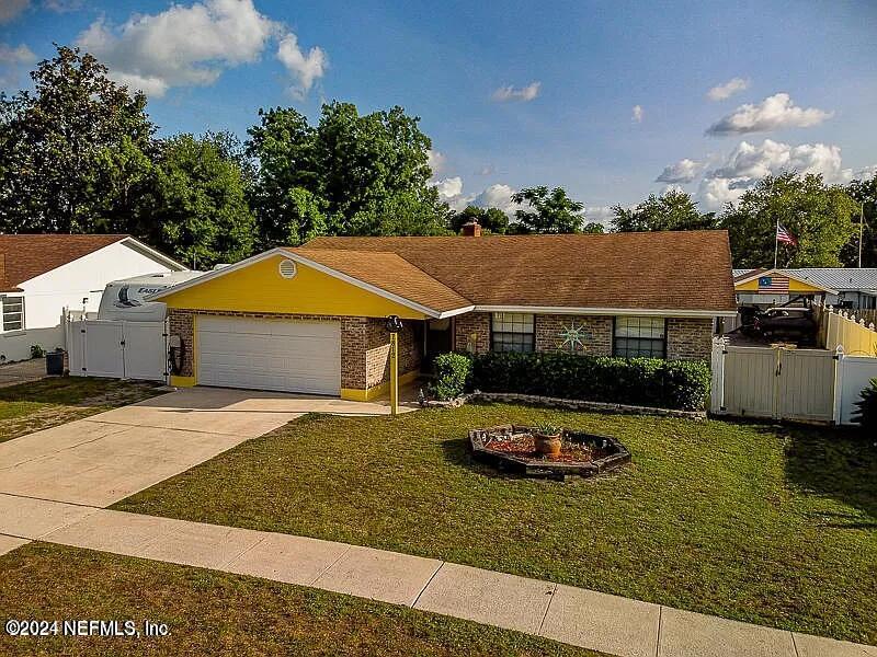 Jacksonville, FL home for sale located at 7812 Spanish Oaks Drive, Jacksonville, FL 32221