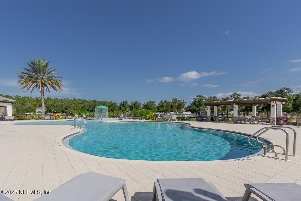 4599 PLANTATION OAKS Boulevard