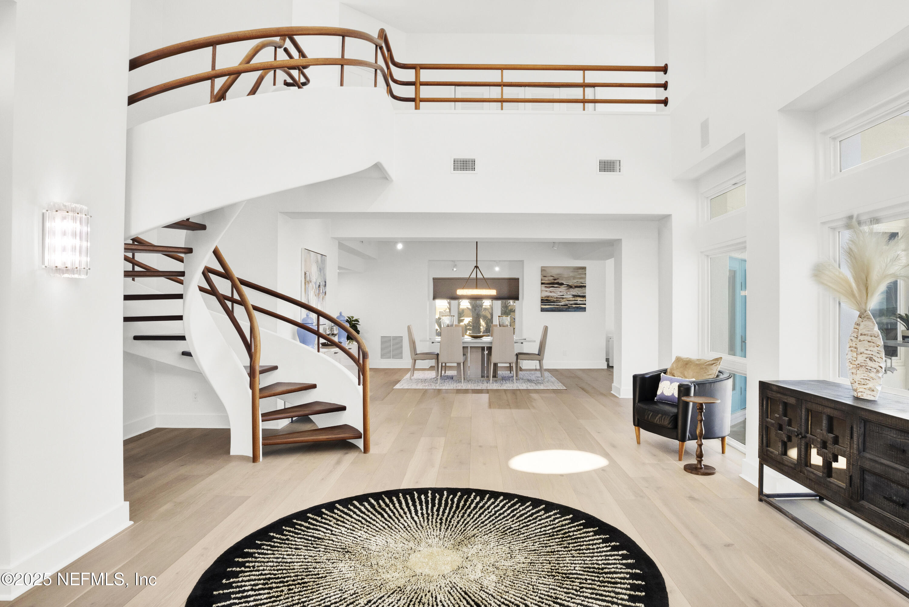 435 OCEAN SHORE Boulevard