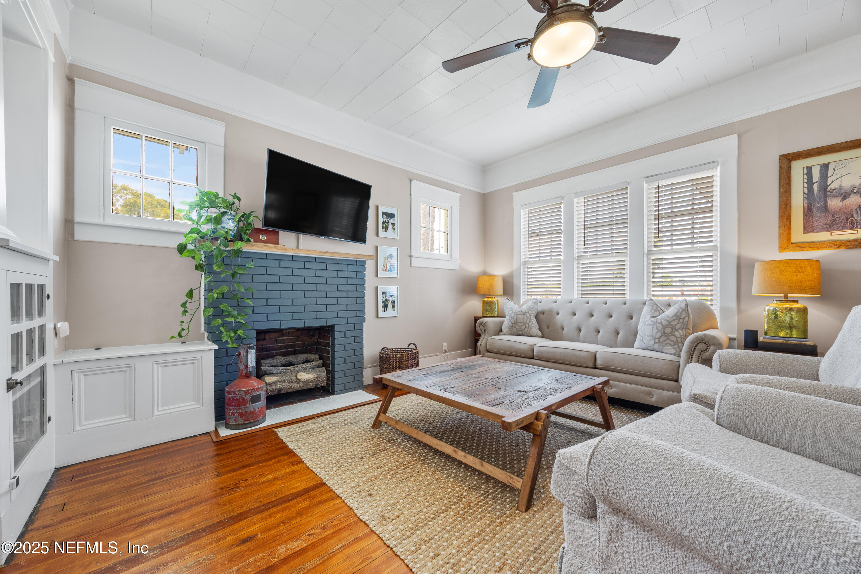 117 PARSHLEY Street SW