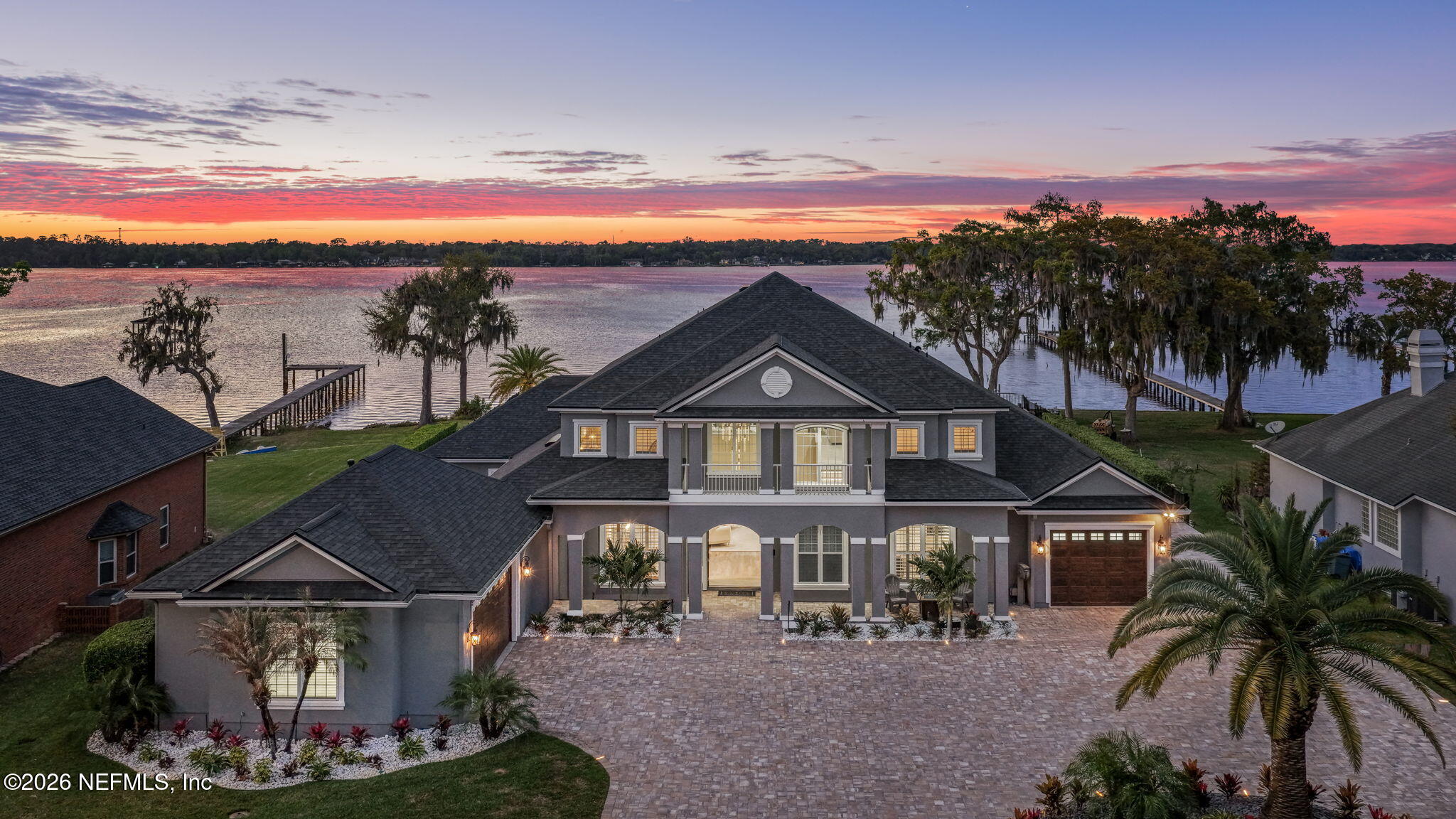 2241 N LAKESHORE Drive