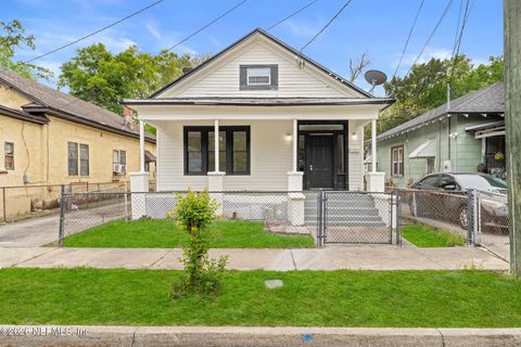 Photo of 1052 E 10TH Street, Jacksonville, FL 32206 (MLS # 2143836)