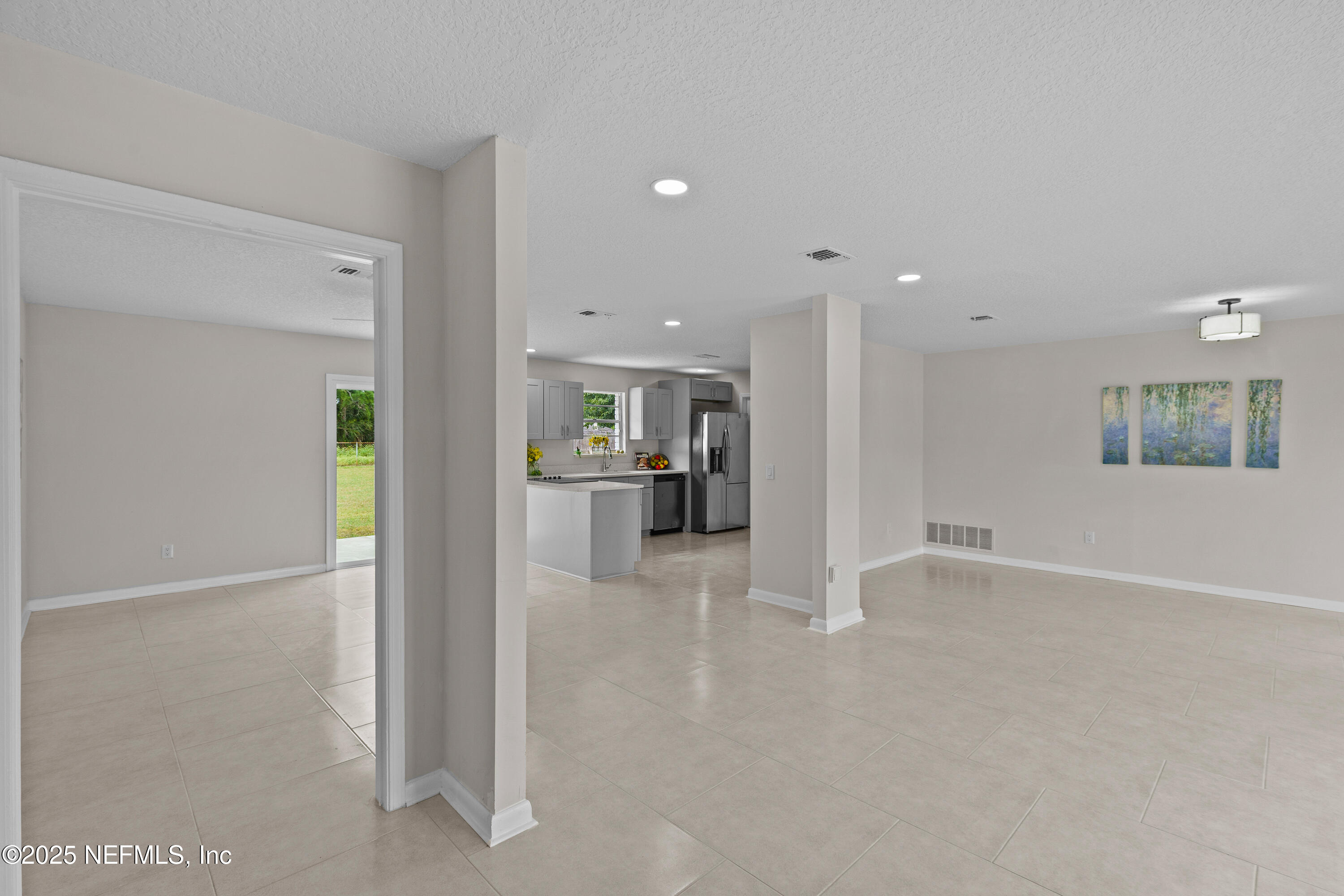 9126 SOUTHWARK Drive