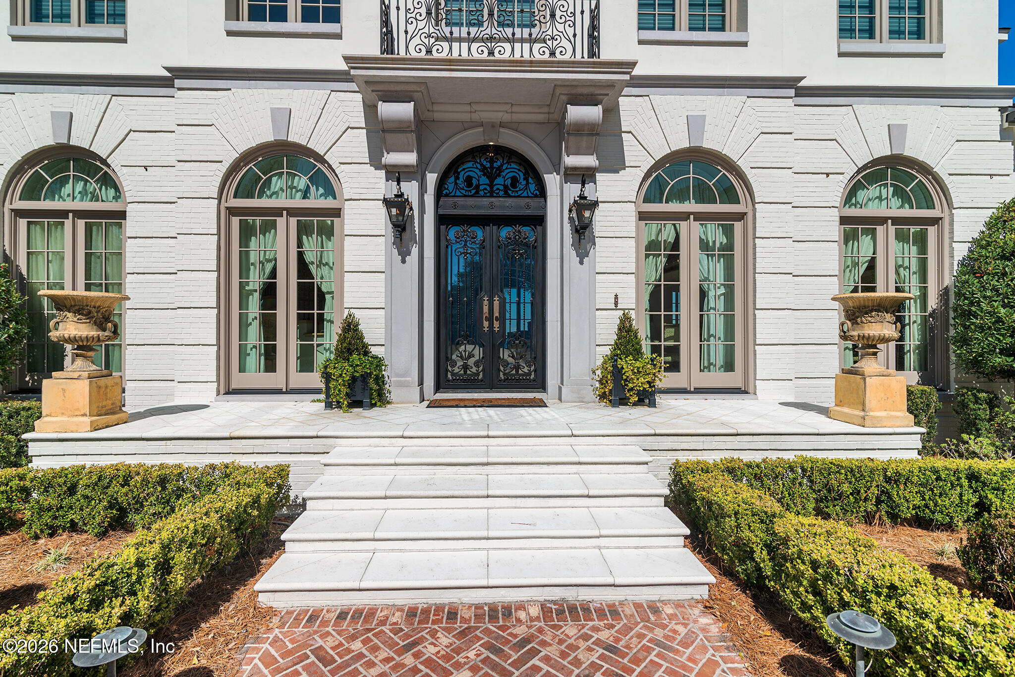 3733 ORTEGA Boulevard