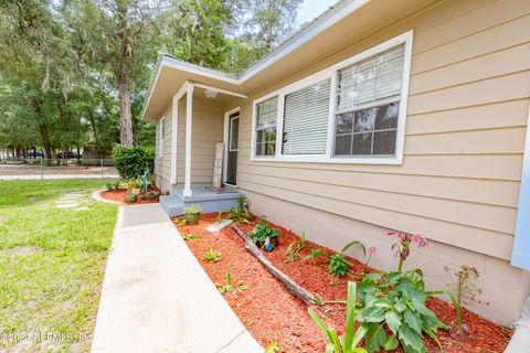 A home in Keystone Heights