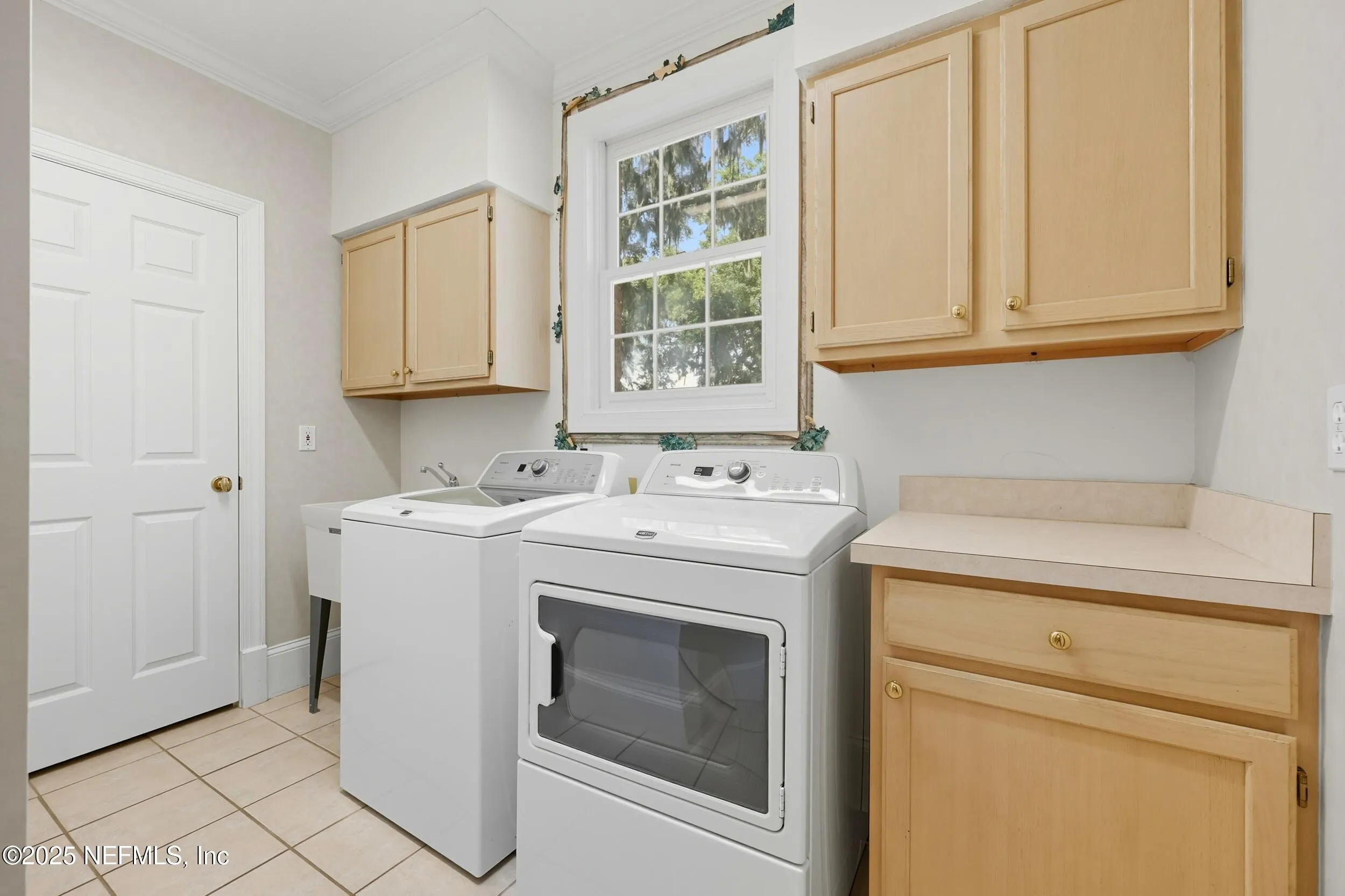 Jacksonville, Florida 32223, United States, 5 Bedrooms Bedrooms, ,5 BathroomsBathrooms,Residential,Active,216114