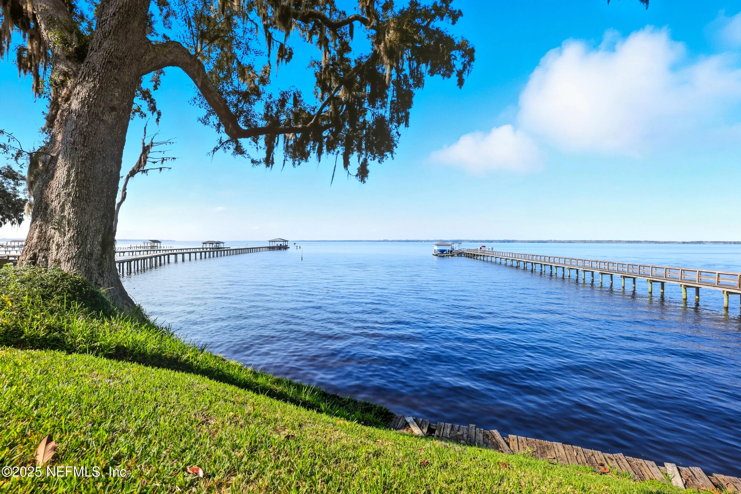 Jacksonville, Florida 32223, United States, 5 Bedrooms Bedrooms, ,5 BathroomsBathrooms,Residential,Active,216114