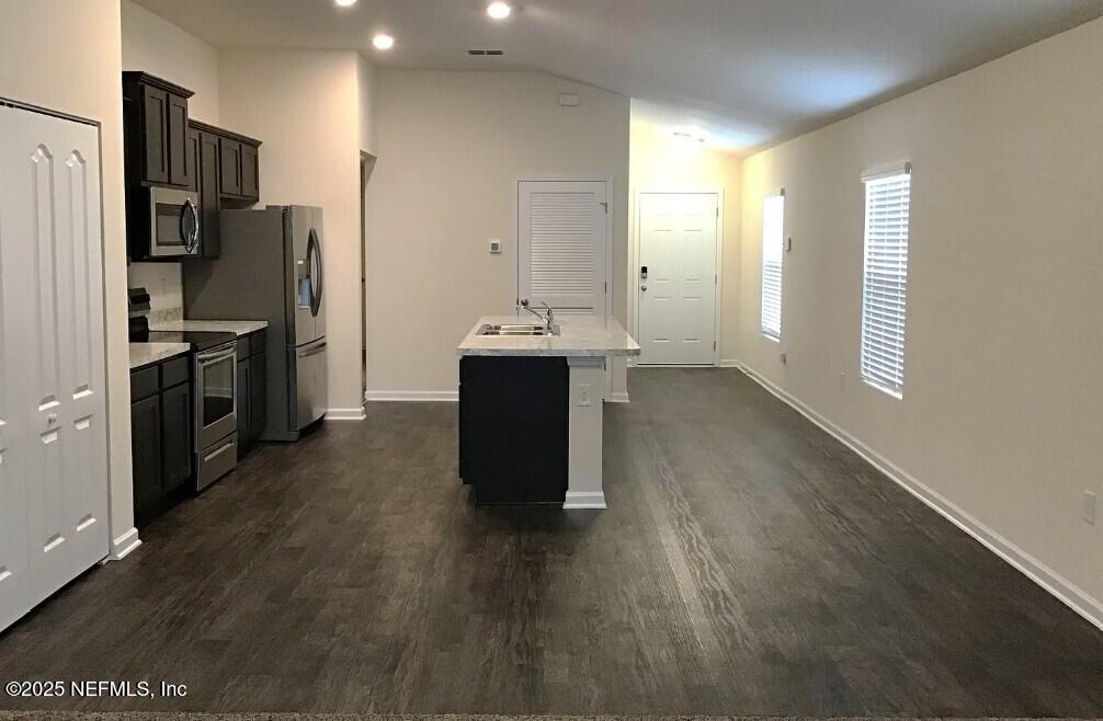 8189 MEADOW WALK Lane