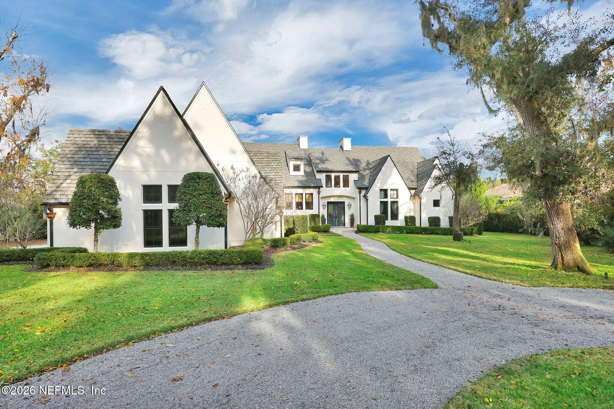 150 HICKORY HILL Drive