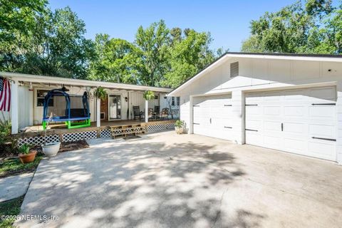 Photo of 13132 DUVAL Court W, Jacksonville, FL 32218 (MLS # 2143770)