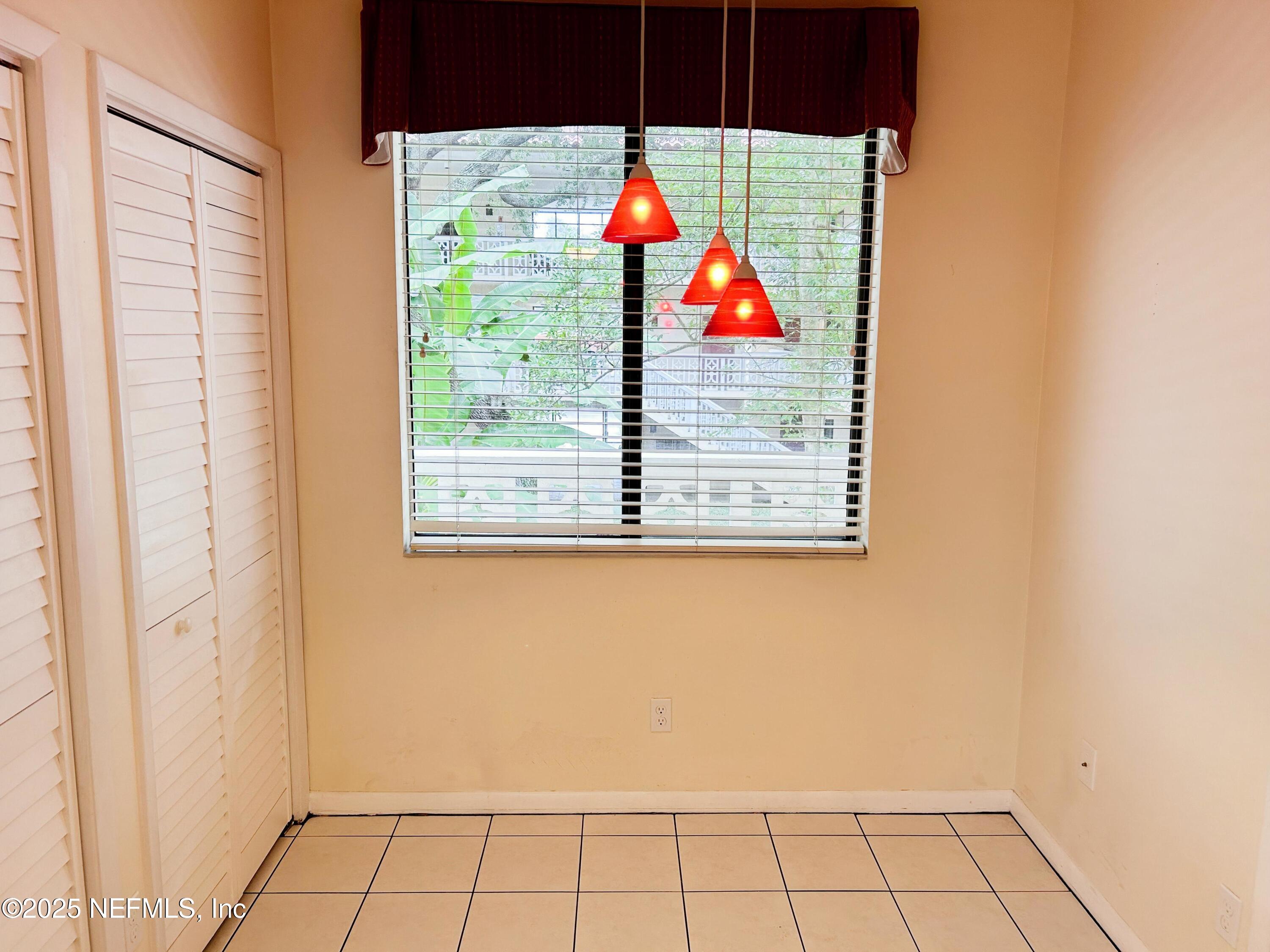 1830 SEVILLA Boulevard 207