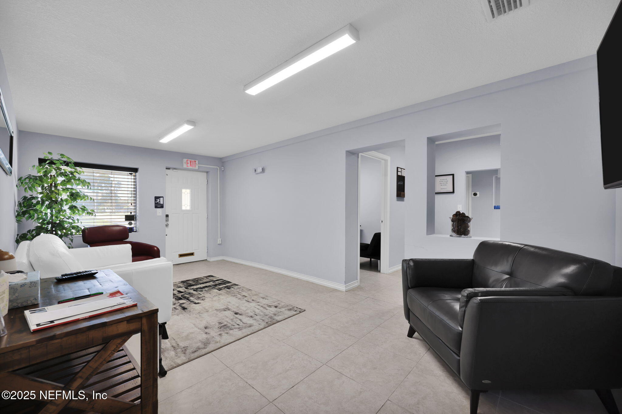 2009 ART MUSEUM Drive