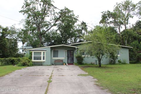 Photo of 6721 ZIRCON Drive, Jacksonville, FL 32210 (MLS # 2156633)