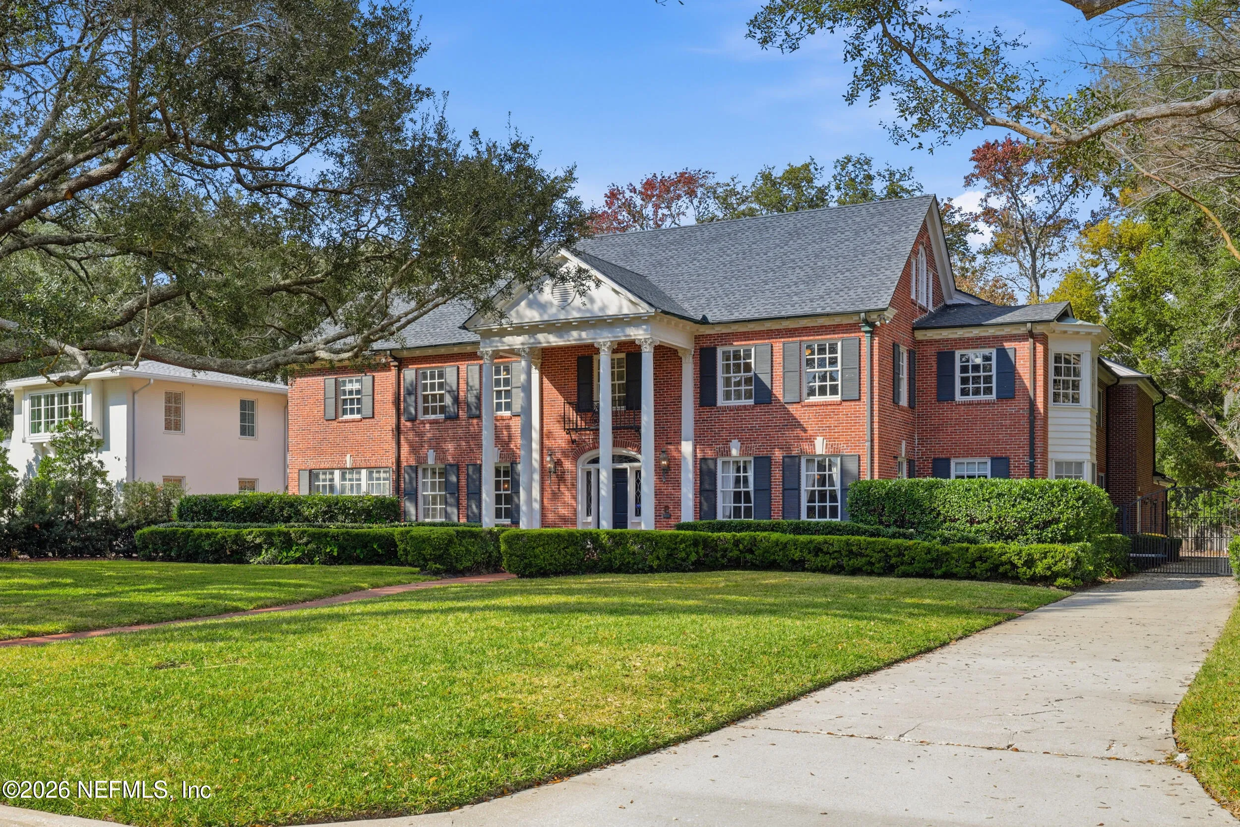 Jacksonville, Florida, 32207, United States, 6 Bedrooms Bedrooms, ,5 BathroomsBathrooms,Residential,Active,2009352