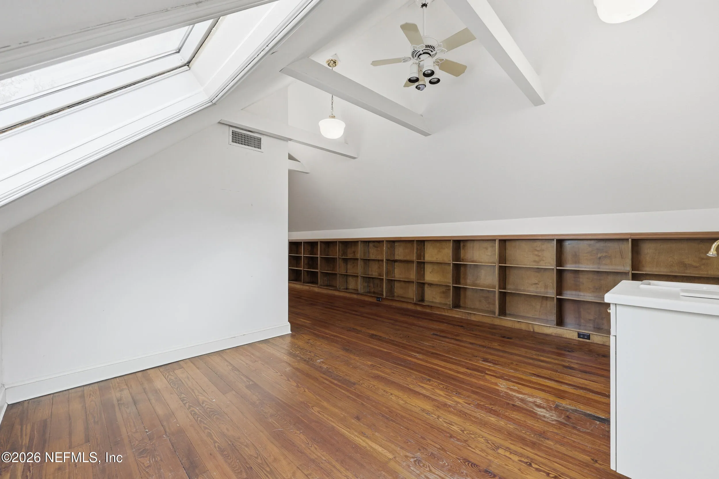 Jacksonville, Florida, 32207, United States, 6 Bedrooms Bedrooms, ,5 BathroomsBathrooms,Residential,Active,2009352