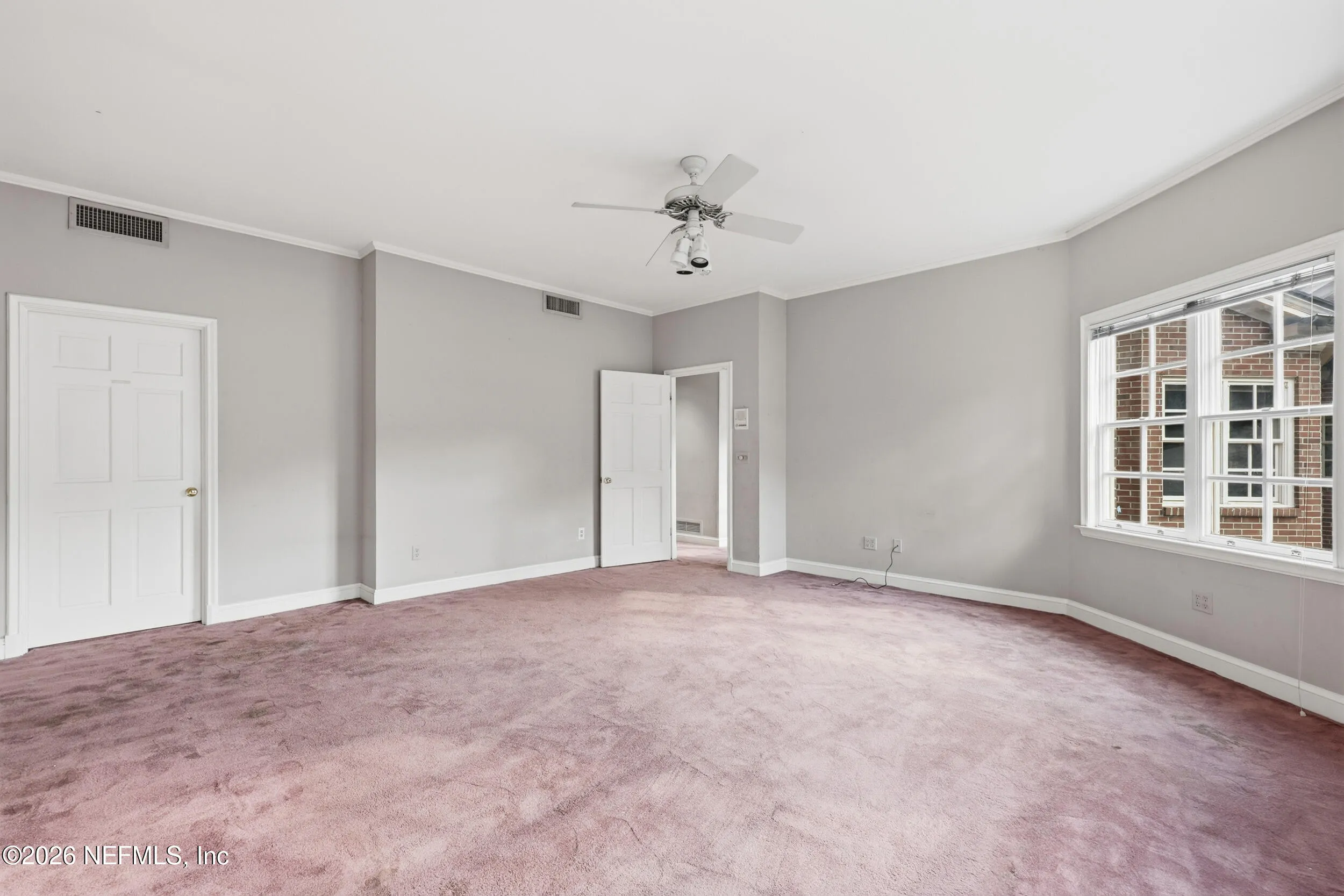 Jacksonville, Florida, 32207, United States, 6 Bedrooms Bedrooms, ,5 BathroomsBathrooms,Residential,Active,2009352