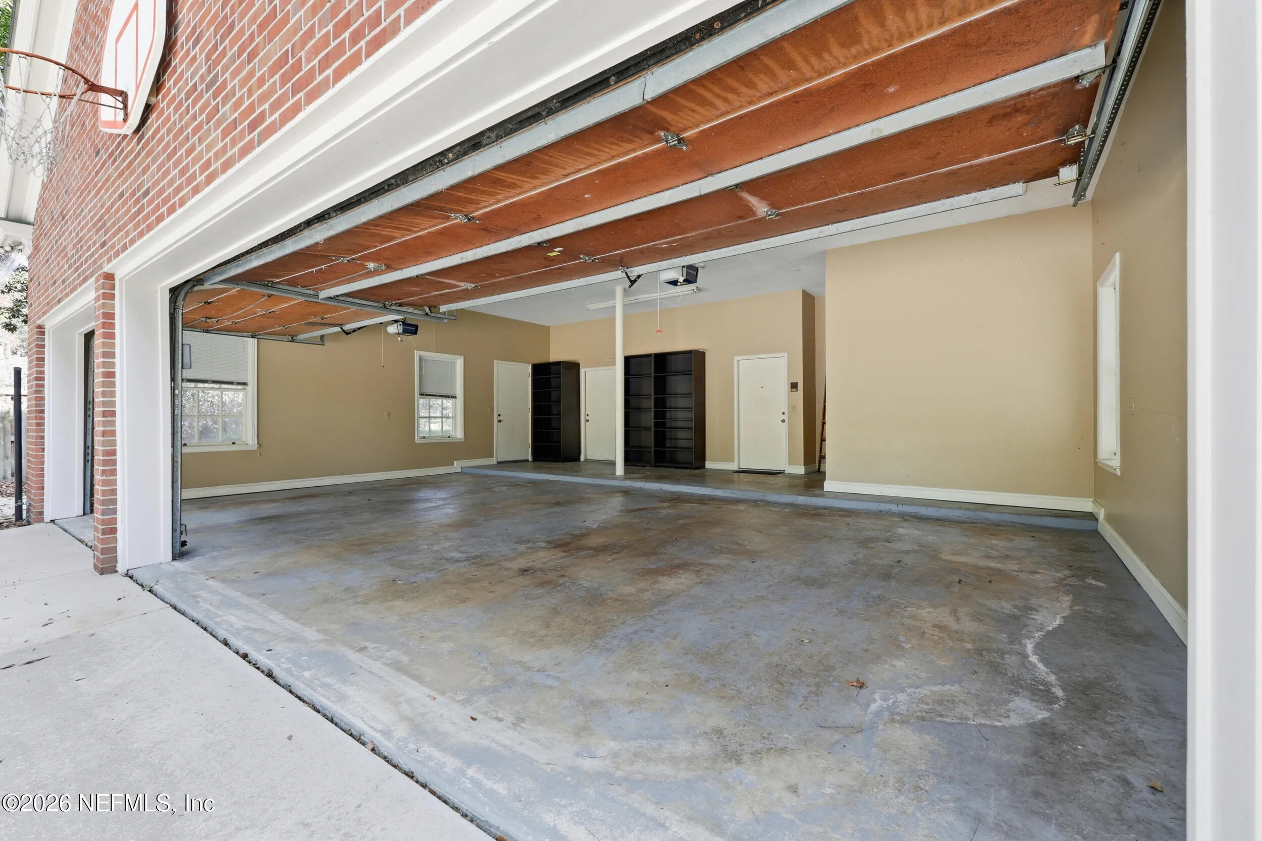 Jacksonville, Florida, 32207, United States, 6 Bedrooms Bedrooms, ,5 BathroomsBathrooms,Residential,Active,2009352