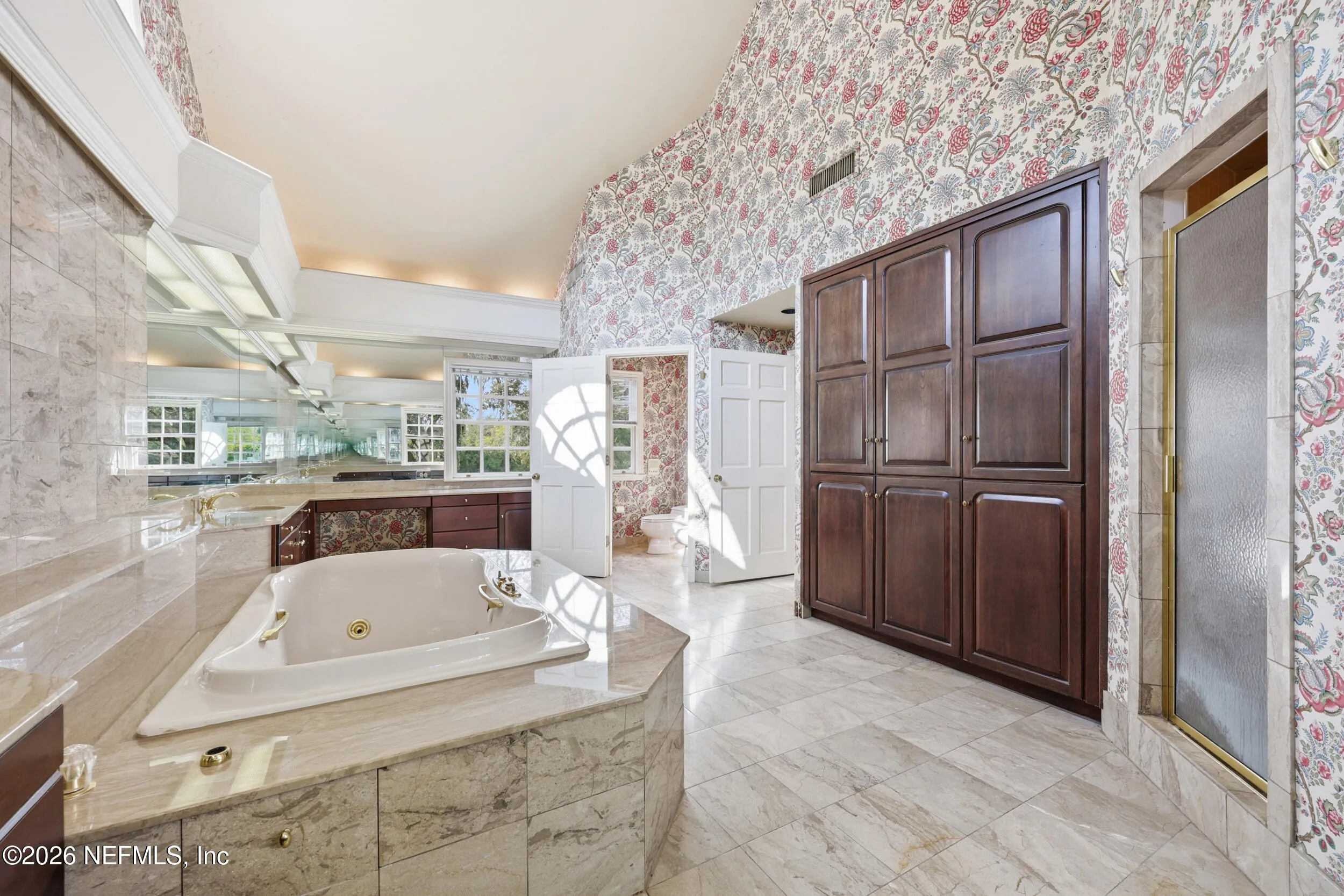 Jacksonville, Florida, 32207, United States, 6 Bedrooms Bedrooms, ,5 BathroomsBathrooms,Residential,Active,2009352