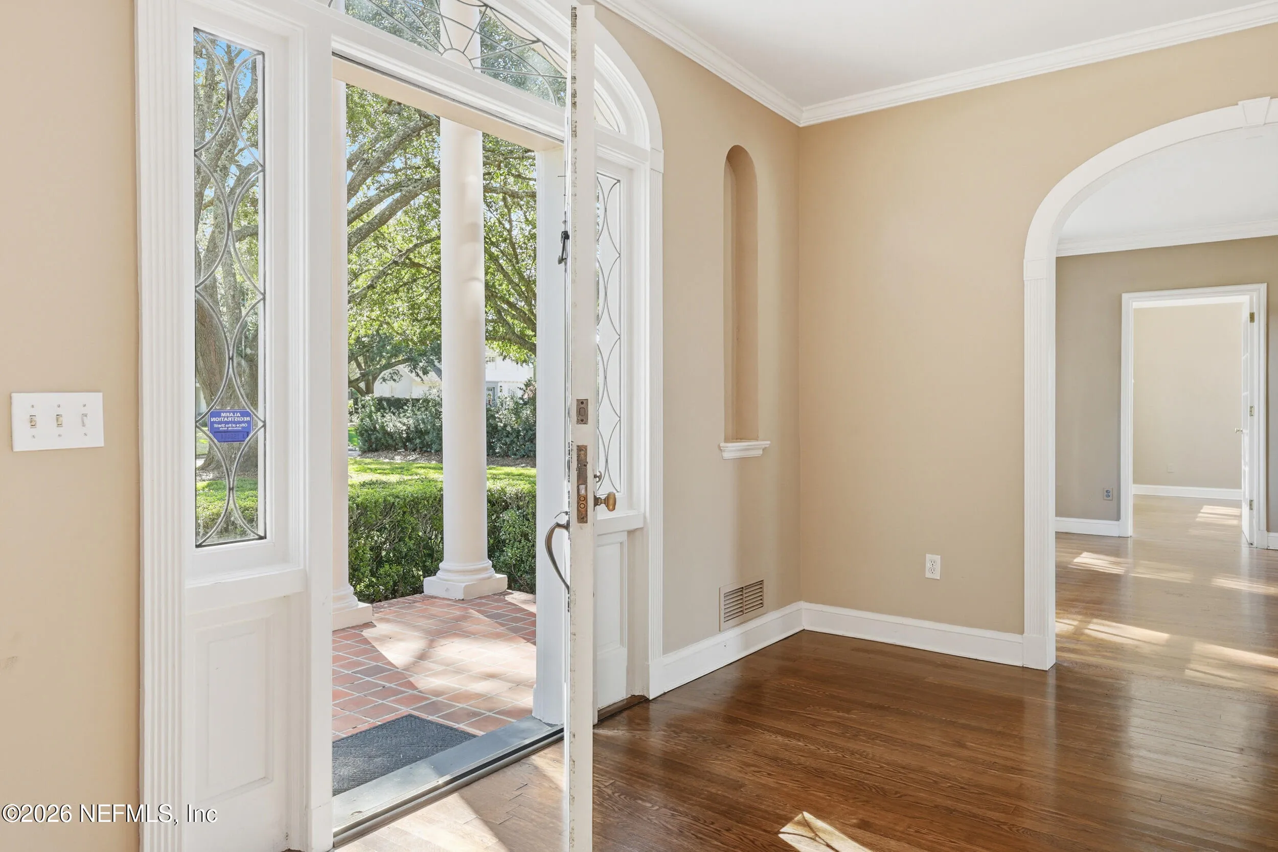 Jacksonville, Florida, 32207, United States, 6 Bedrooms Bedrooms, ,5 BathroomsBathrooms,Residential,Active,2009352