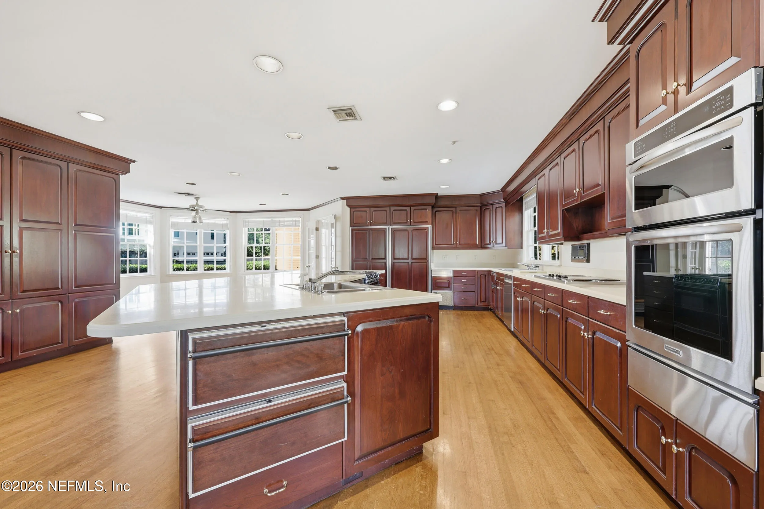 Jacksonville, Florida, 32207, United States, 6 Bedrooms Bedrooms, ,5 BathroomsBathrooms,Residential,Active,2009352