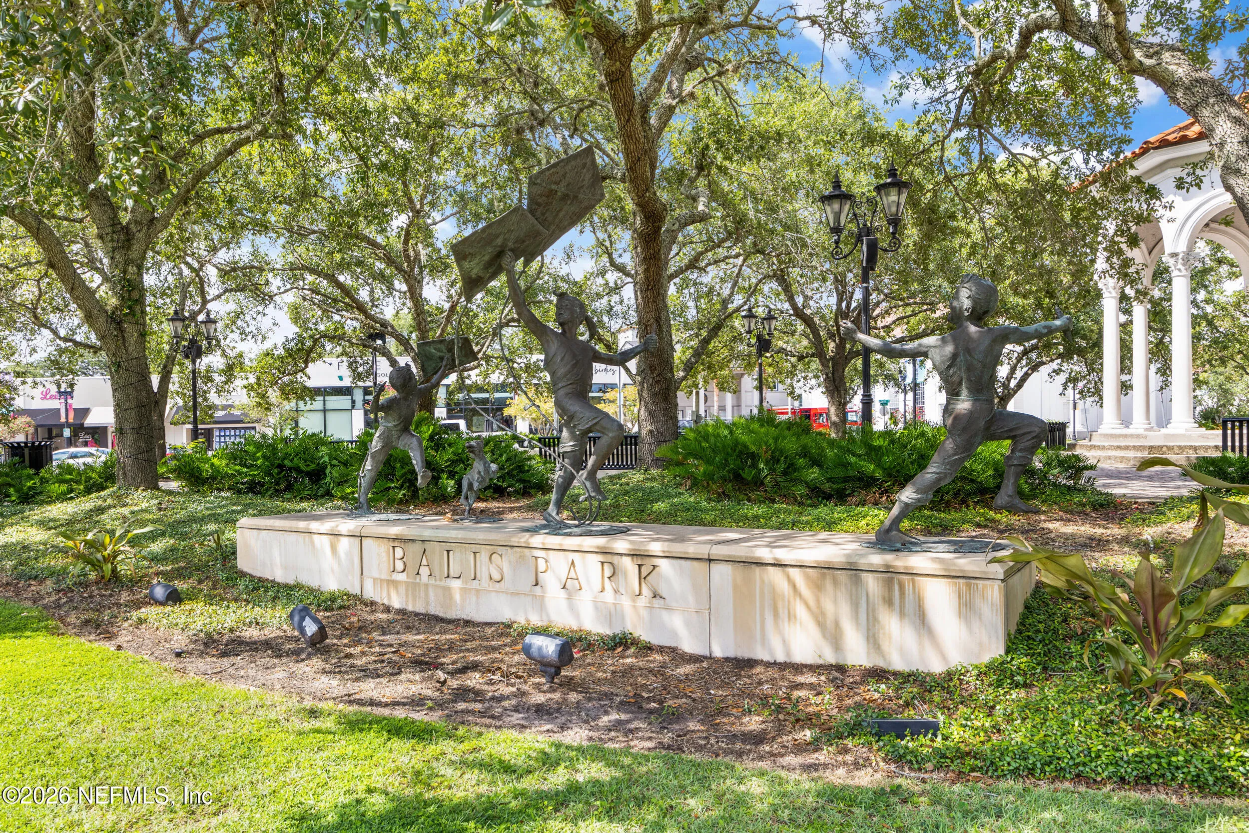 Jacksonville, Florida, 32207, United States, 6 Bedrooms Bedrooms, ,5 BathroomsBathrooms,Residential,Active,2009352