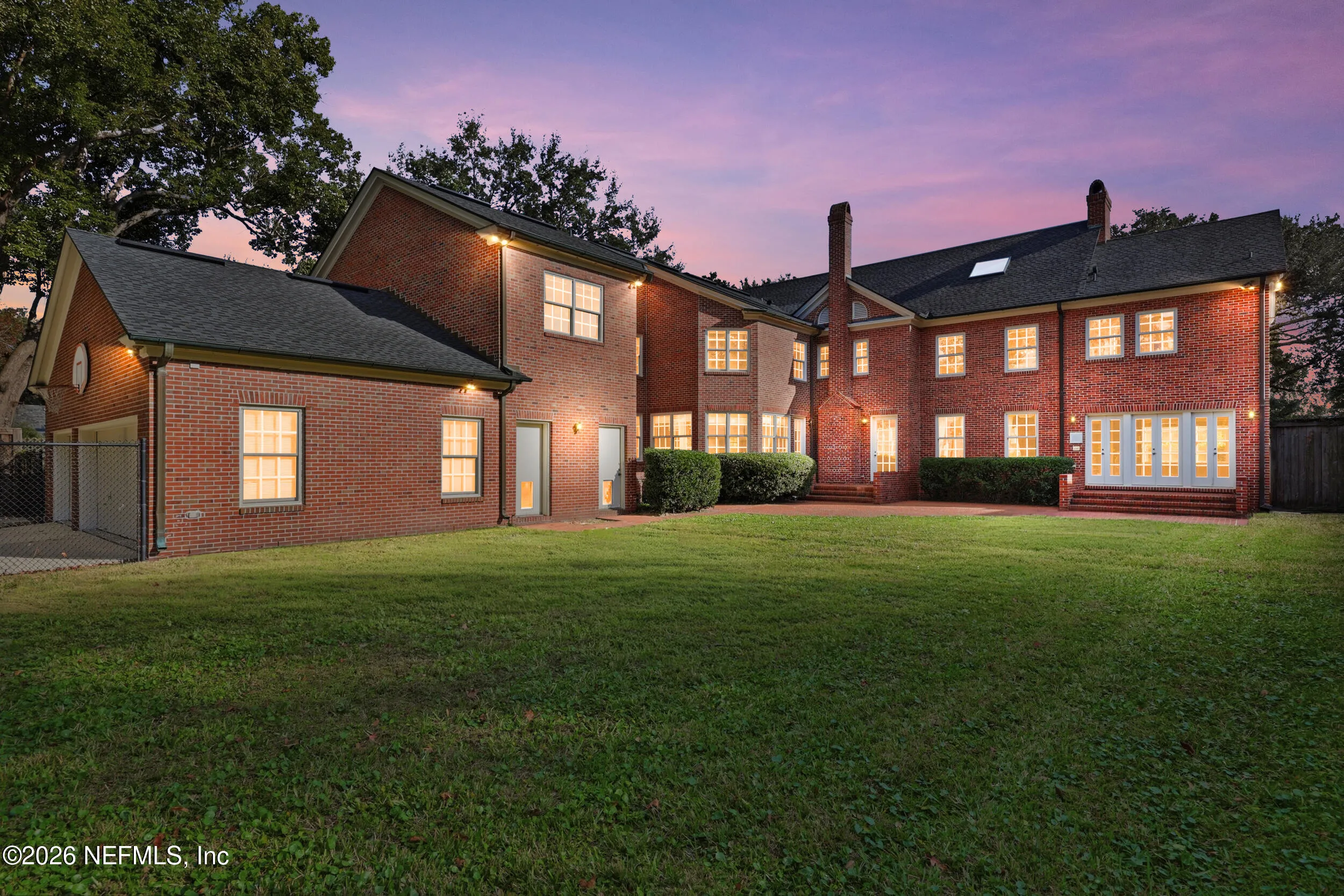 Jacksonville, Florida, 32207, United States, 6 Bedrooms Bedrooms, ,5 BathroomsBathrooms,Residential,Active,2009352